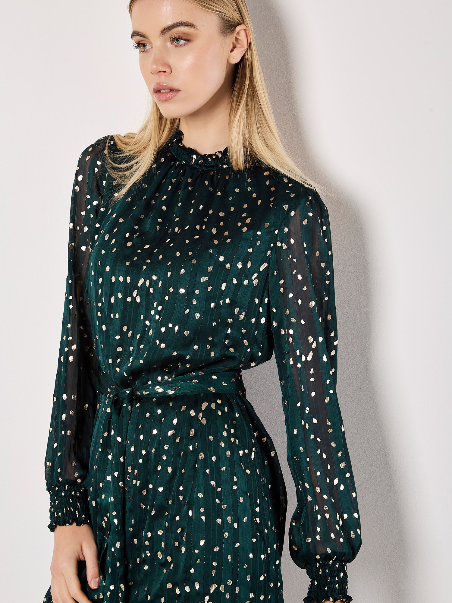 Apricot Minikleid »Plisseekleid« Stoffgürtel, 2 tlg. mit Punkten