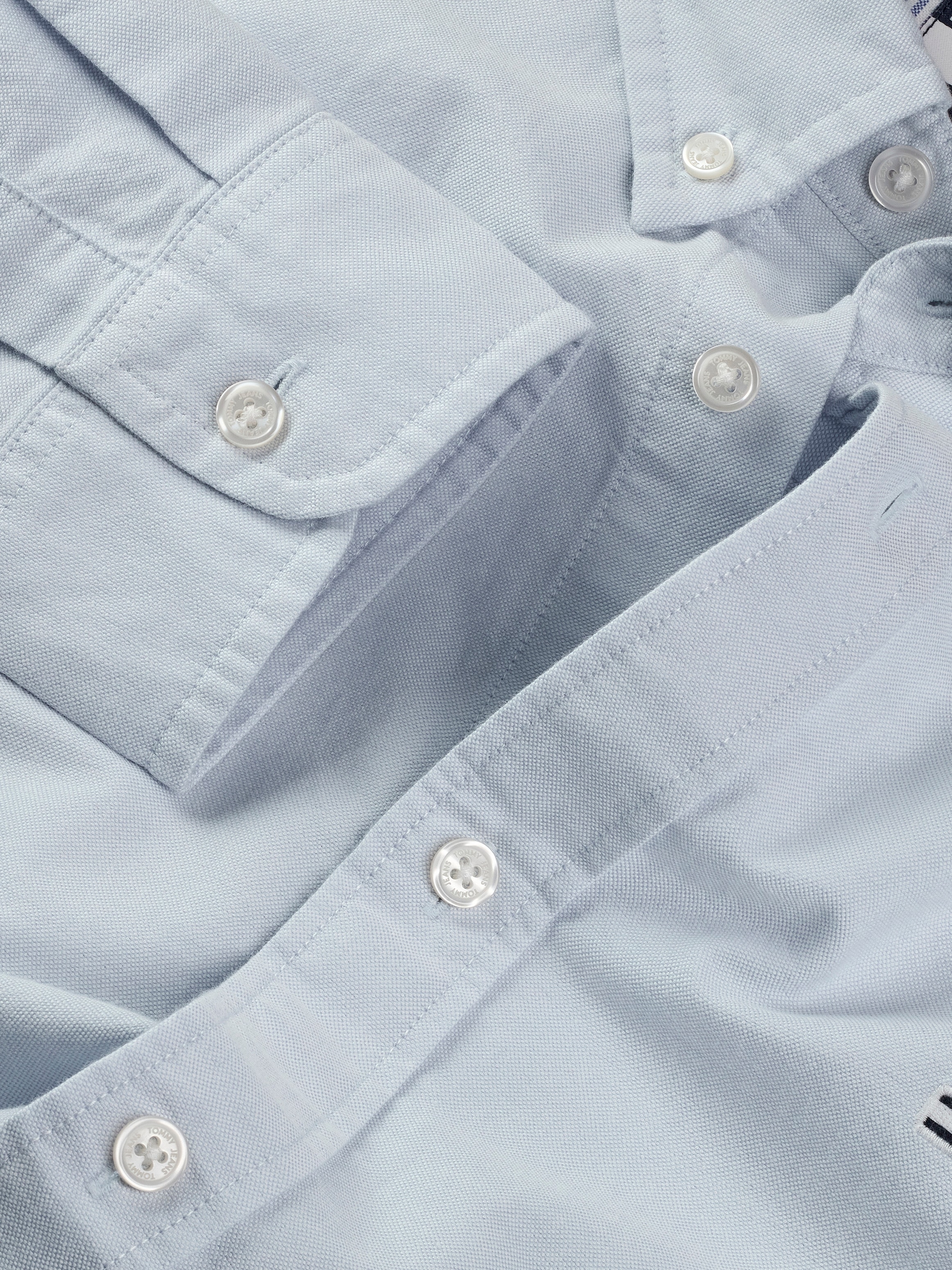 Tommy Jeans Langarmhemd »TJM REG OXFORD SHIRT EXT«, Mit Rundhalsausschnitt
