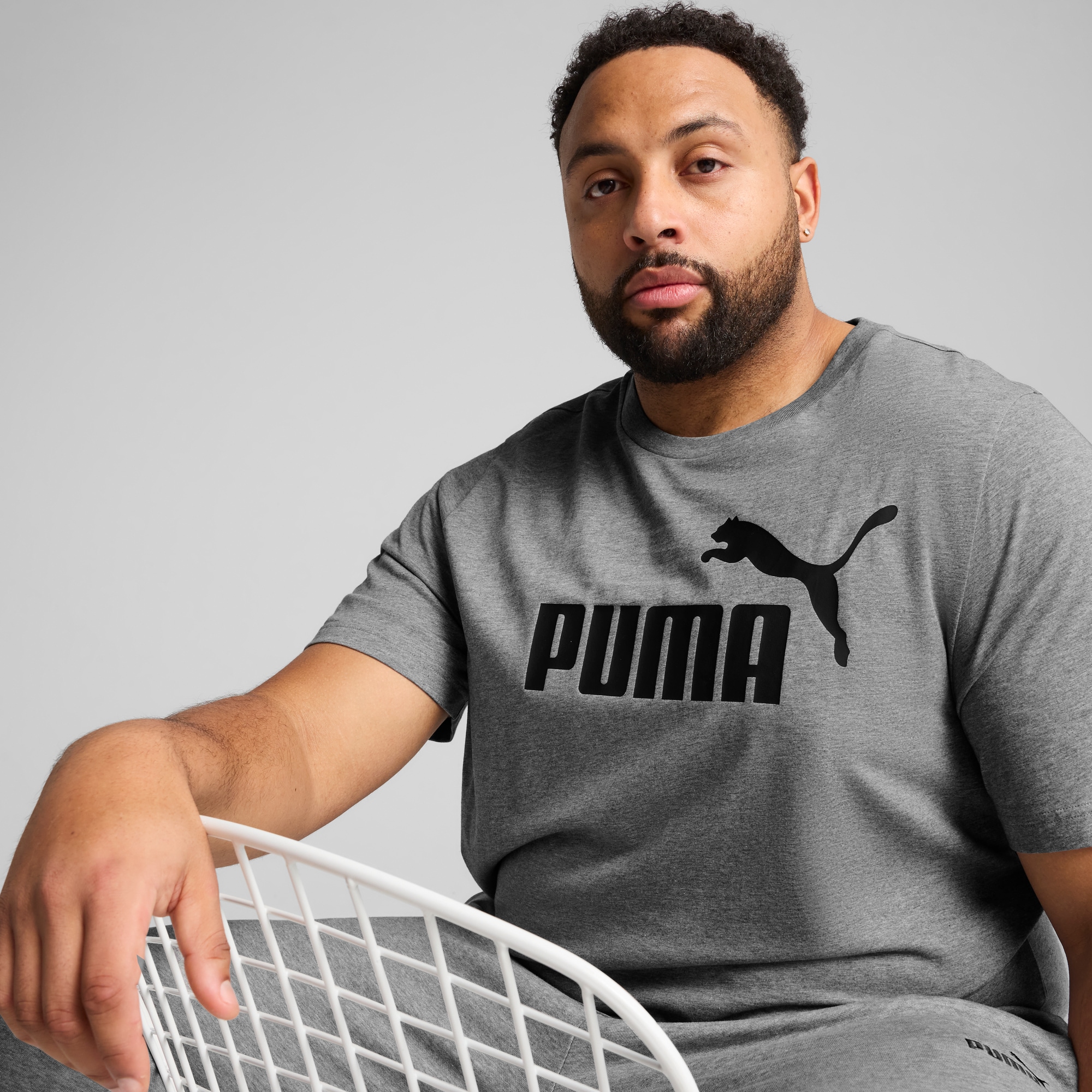 PUMA T-Shirt »ESS NO. 1 LOGO TEE«, Basic Herren T-Shirt mit Logo