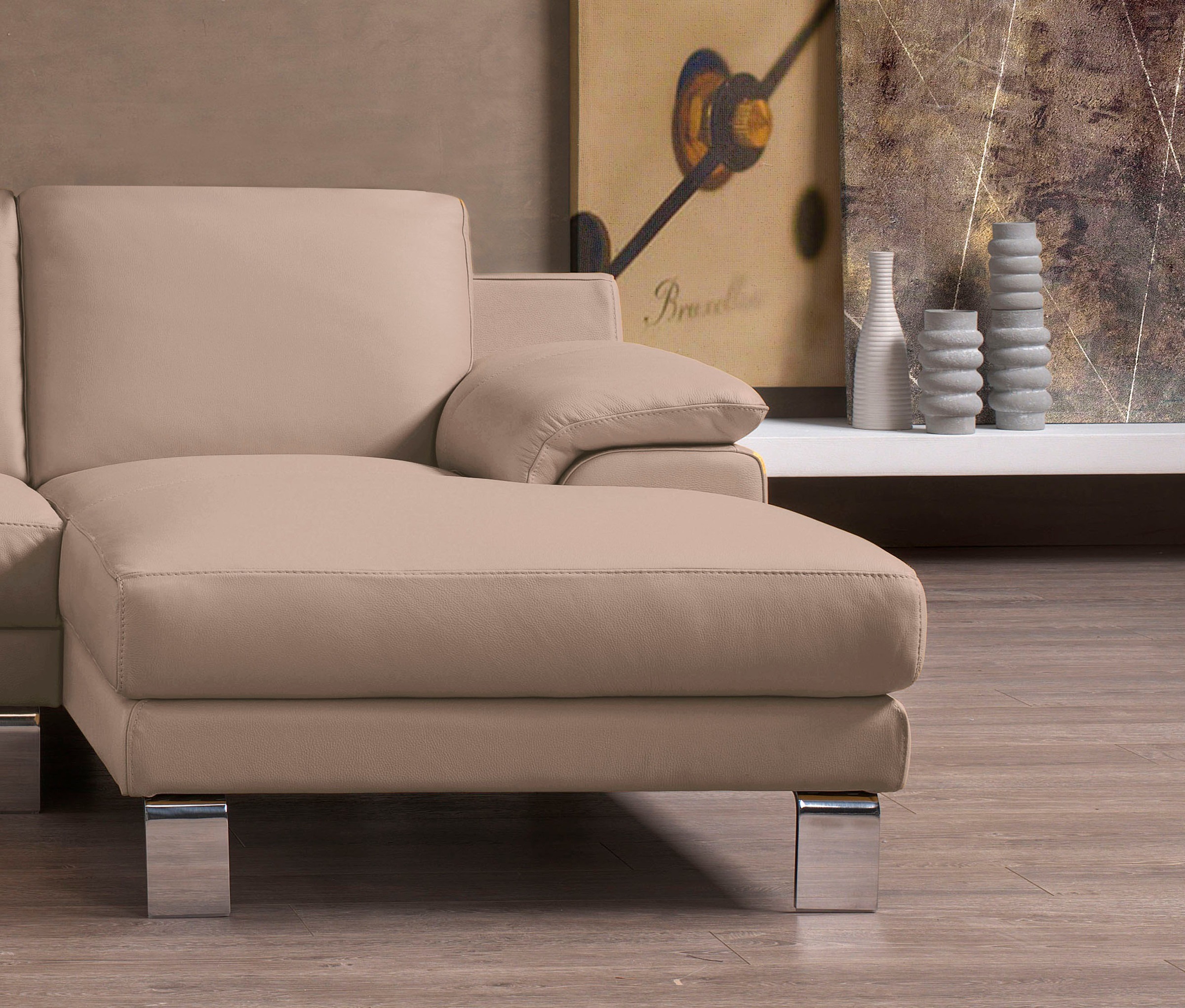 Egoitaliano Ecksofa »Shakira, Design und super Sitzkomfort auf hohem Niveau, tolle Details«, mit Recamiere, L-Form, edle Füße