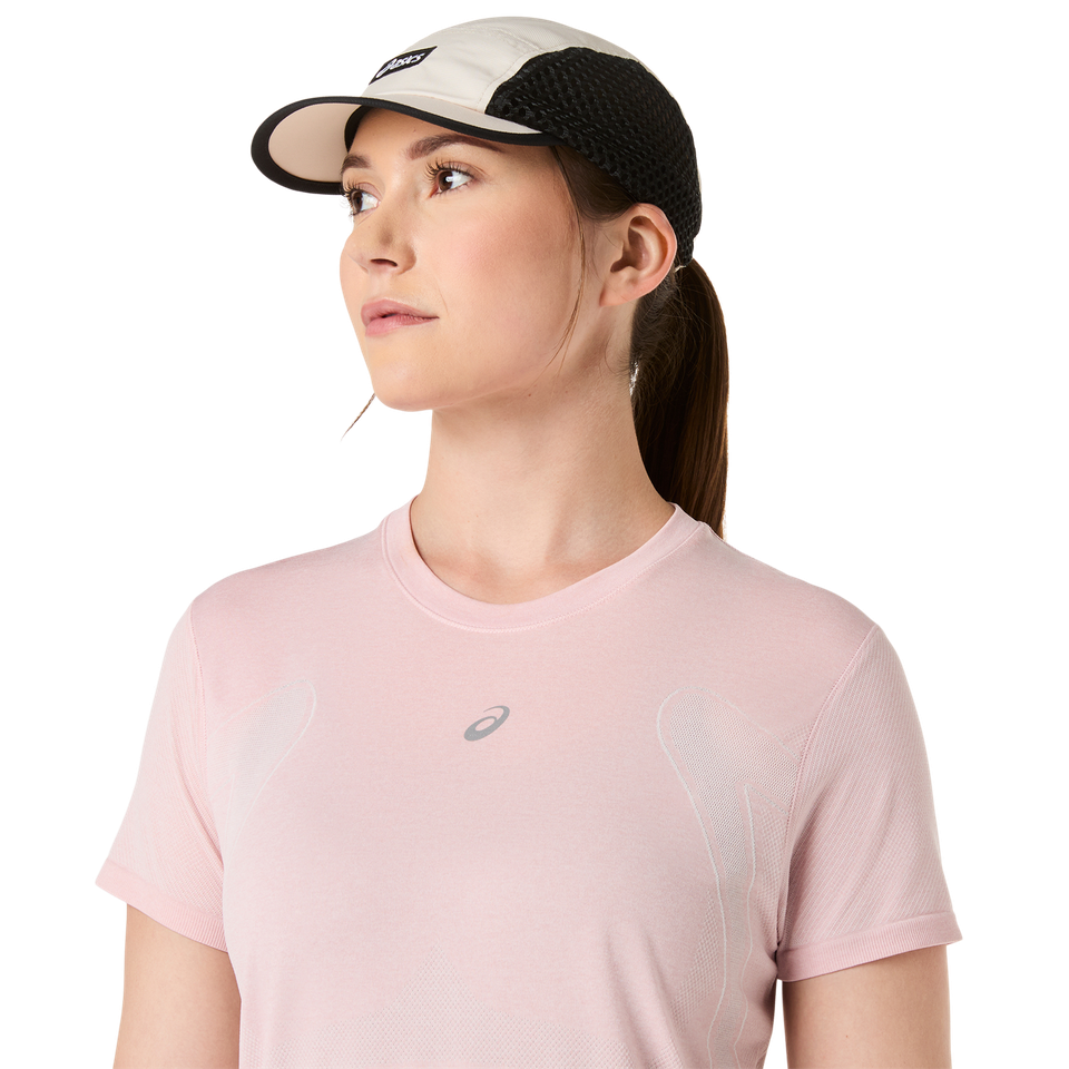 Asics Laufshirt »ROAD SEAMLESS SS TOP« nahtlose Strickkonstruktion, mit kurzen Ärmeln, mit Daumenlöchern