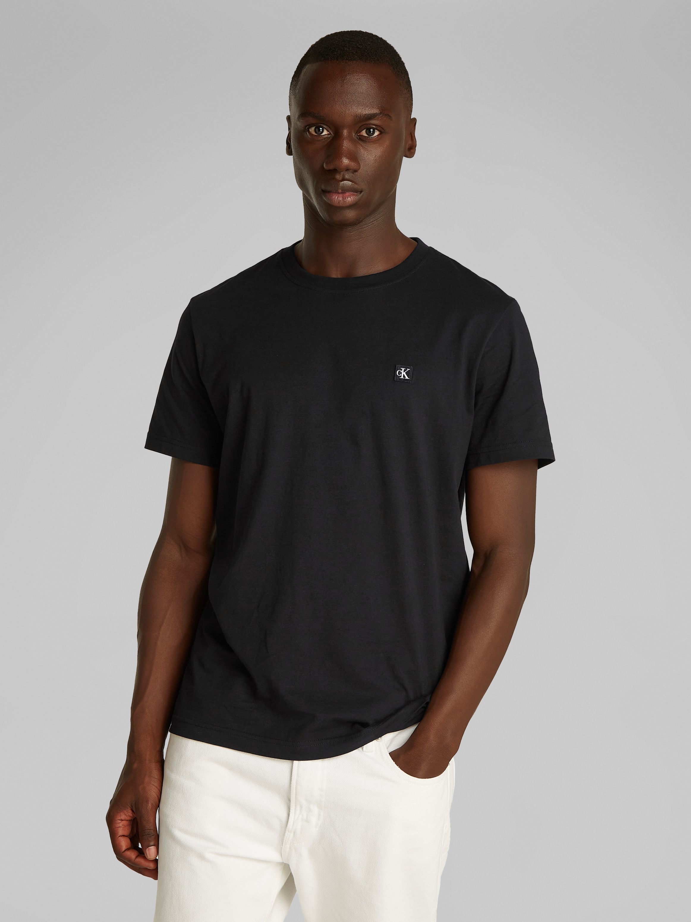 Calvin Klein Jeans T-Shirt »CK EMBRO BADGE TEE«, mit Logopatch
