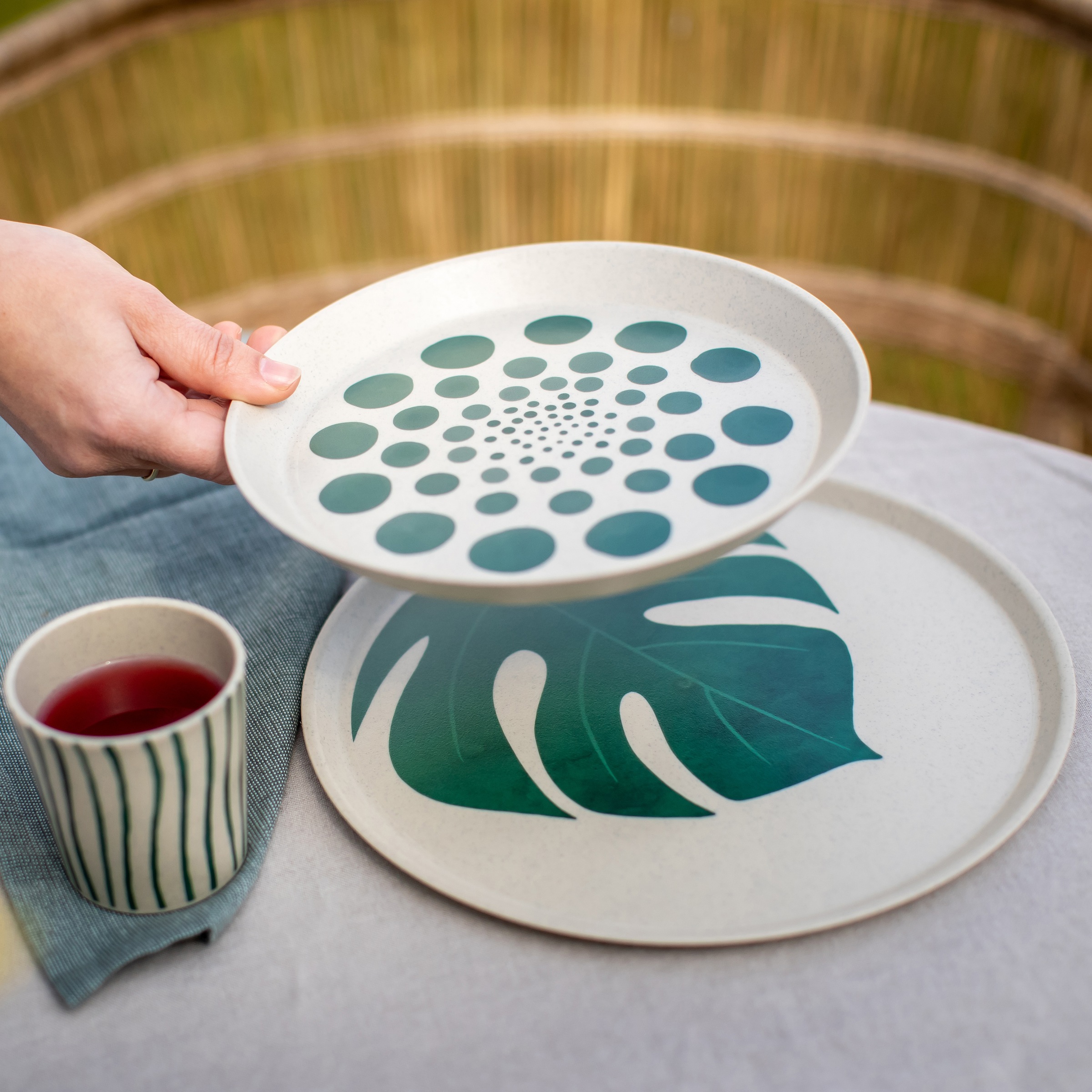 KOZIOL Speiseteller »CONNECT MONSTERA LEAF«, (Set), recycelbar + aus biozirkulärem, 25,5 cm