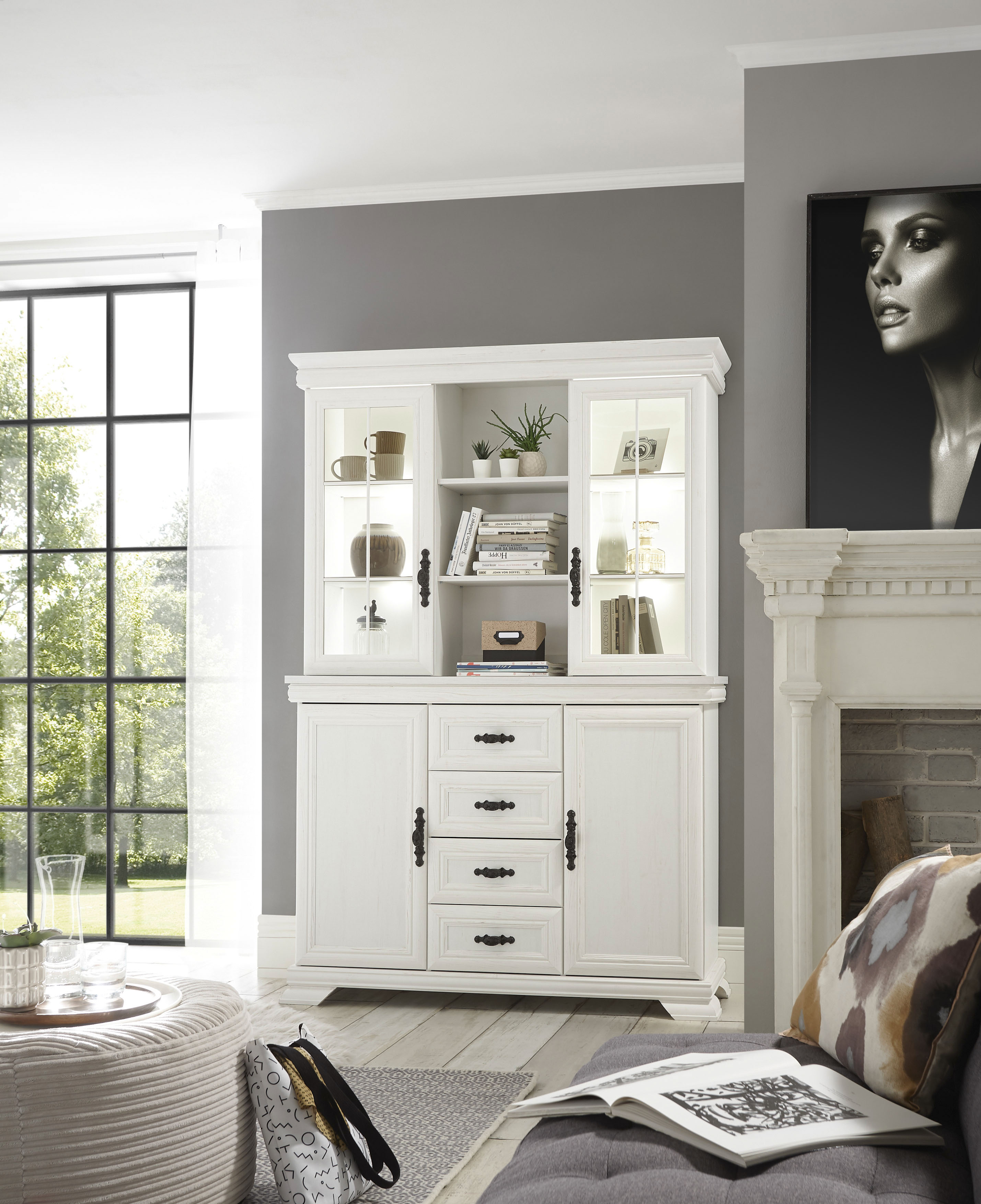 OTTO home Buffet "Royal, Hochschrank im Landhausstil, eleganter Schrank, Küchenschrank" dekorative Rahmenoptik, Metallgriffe, viel Stauraum, 128 cm breit
