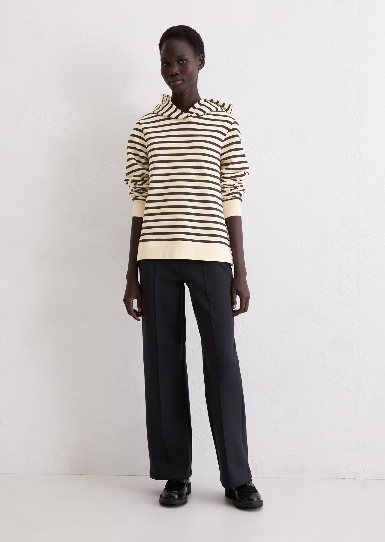 Marc O'Polo Sweatshirt »aus Organic Cotton«
