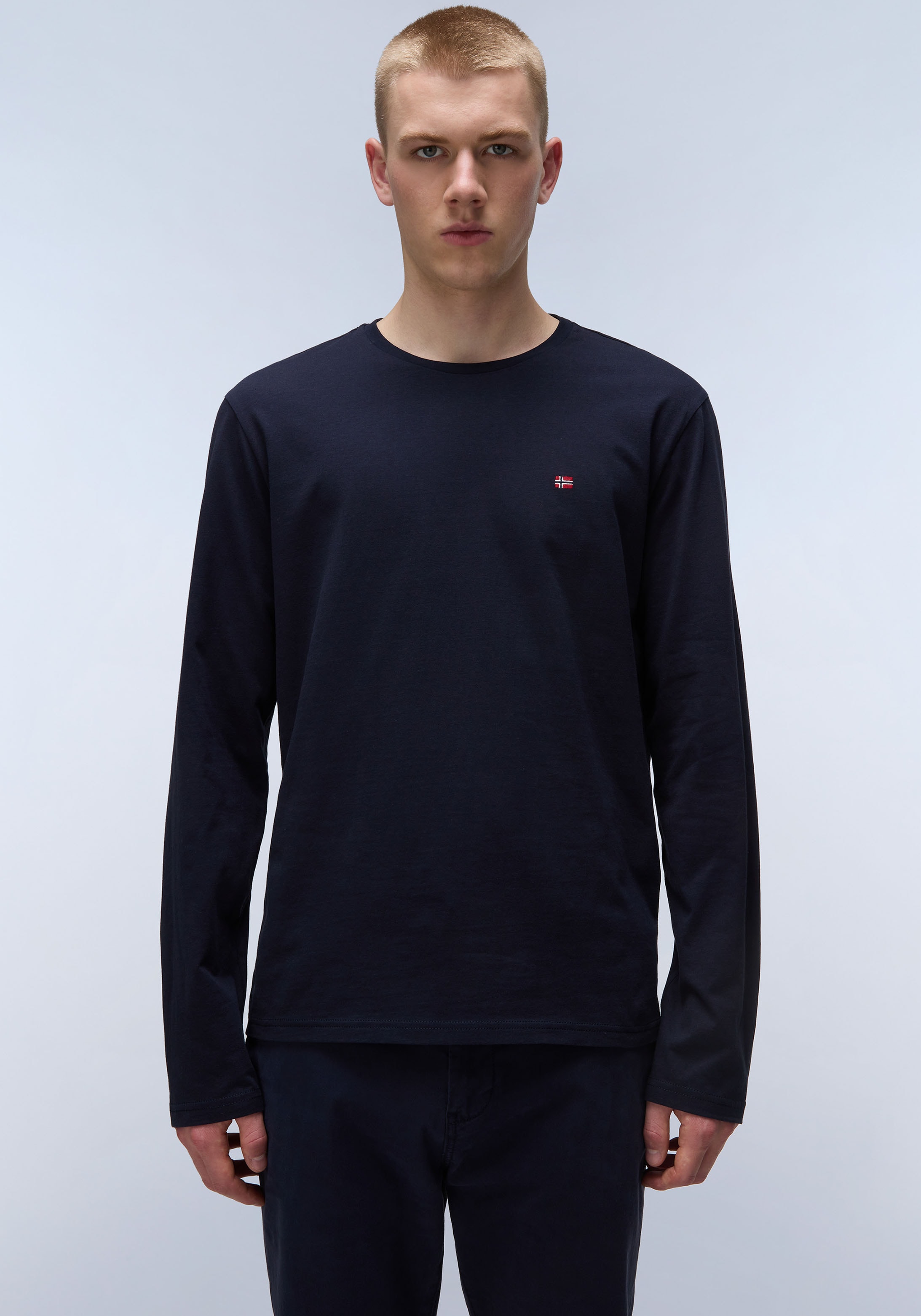 Napapijri T-Shirt unifarbenes Design, aus Baumwolle, auch in großen Größen