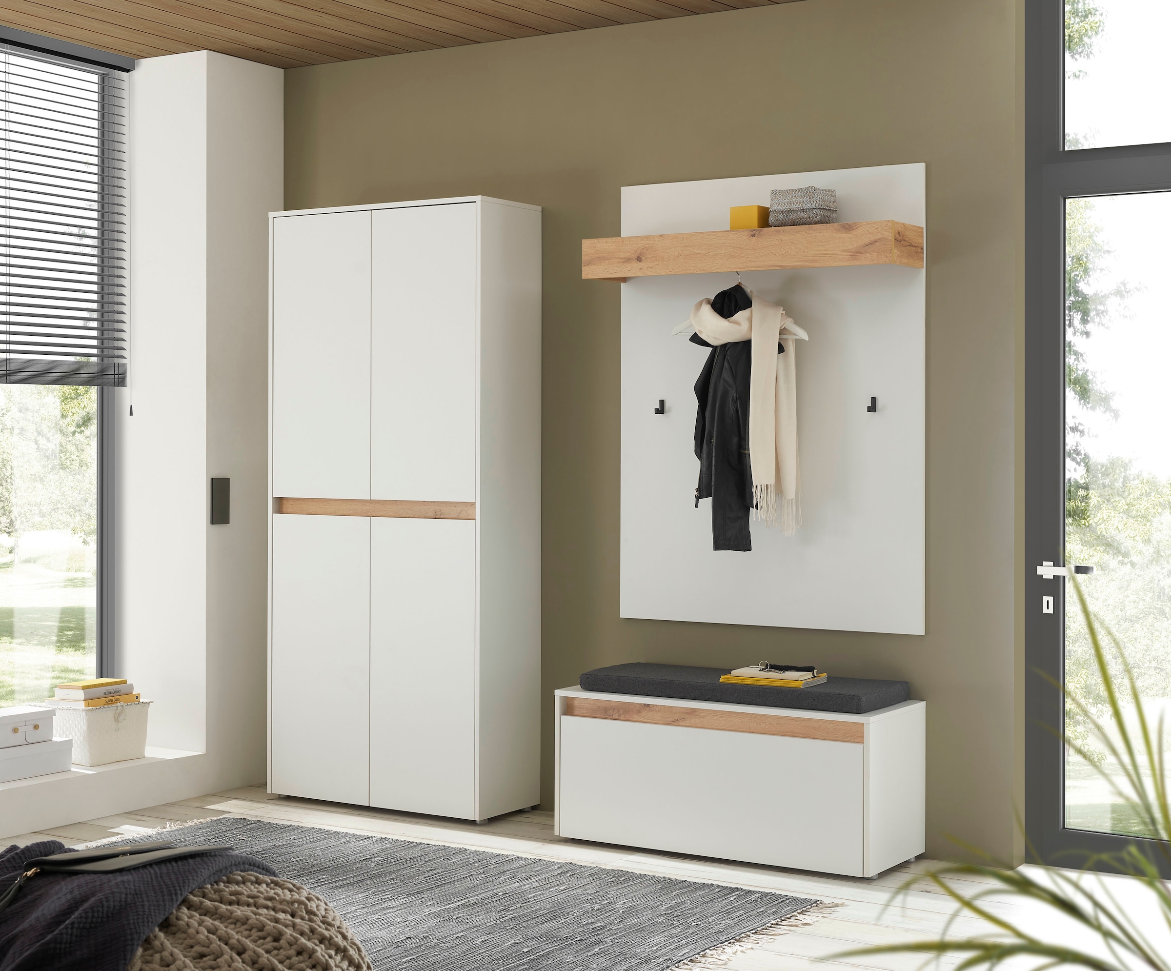 INOSIGN Garderoben-Set »City/Giron, moderne Garderobe, viel Stauraum, ca. 40 Schuhe«, (Set, 3 St.), enthält Schuhschrank, Garderobenpaneel & Garderobenbank mit Sitzkissen