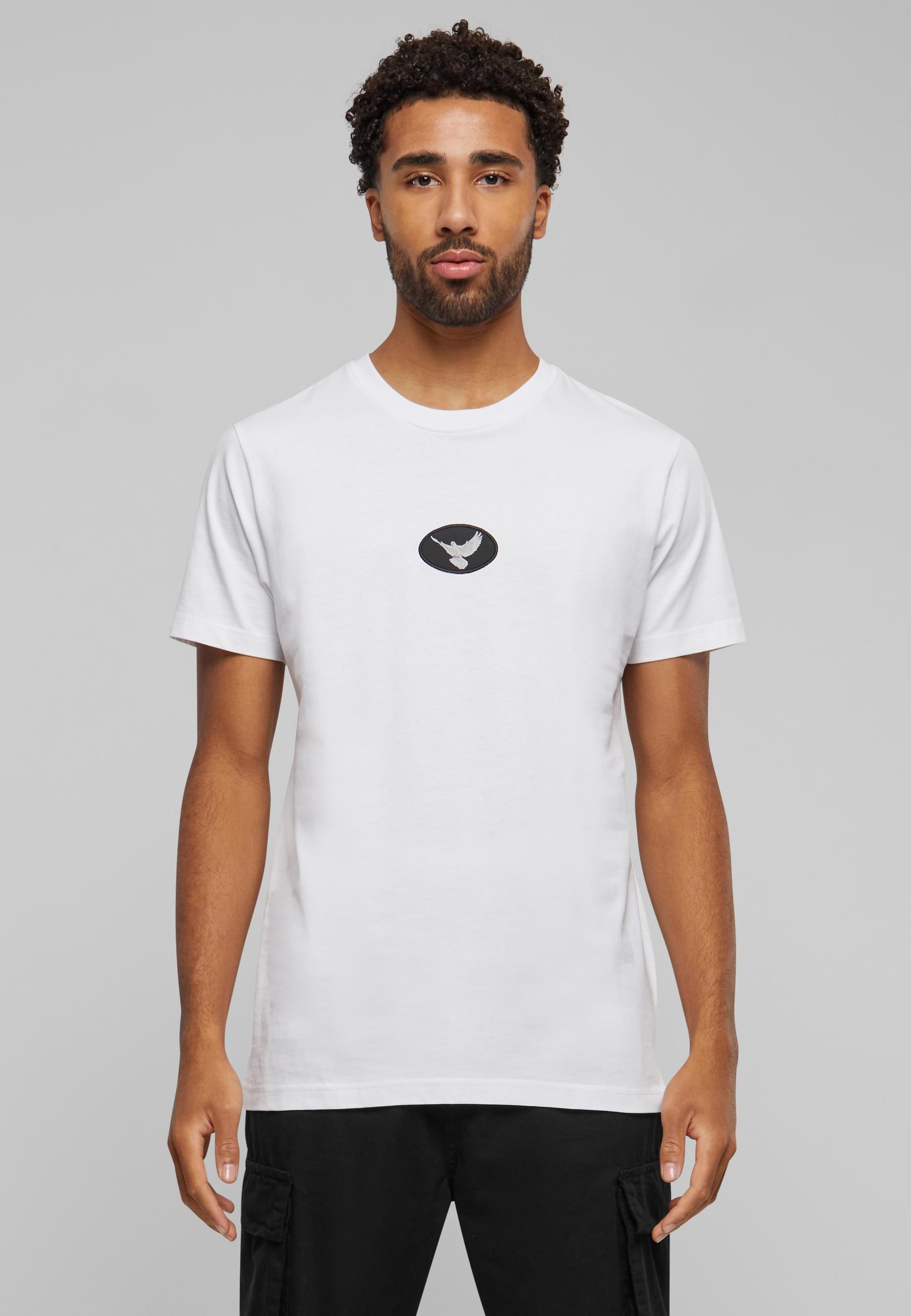 MisterTee Kurzarmshirt »MisterTee Herren Dove Patch Tee«, (1 tlg.)