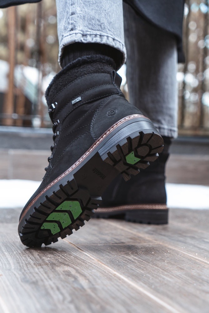 Remonte Winterstiefelette »Elisabeth Hurley-Collection«, Schnürboots mit wasserabweisender TEX-Membran und Fiber Grip