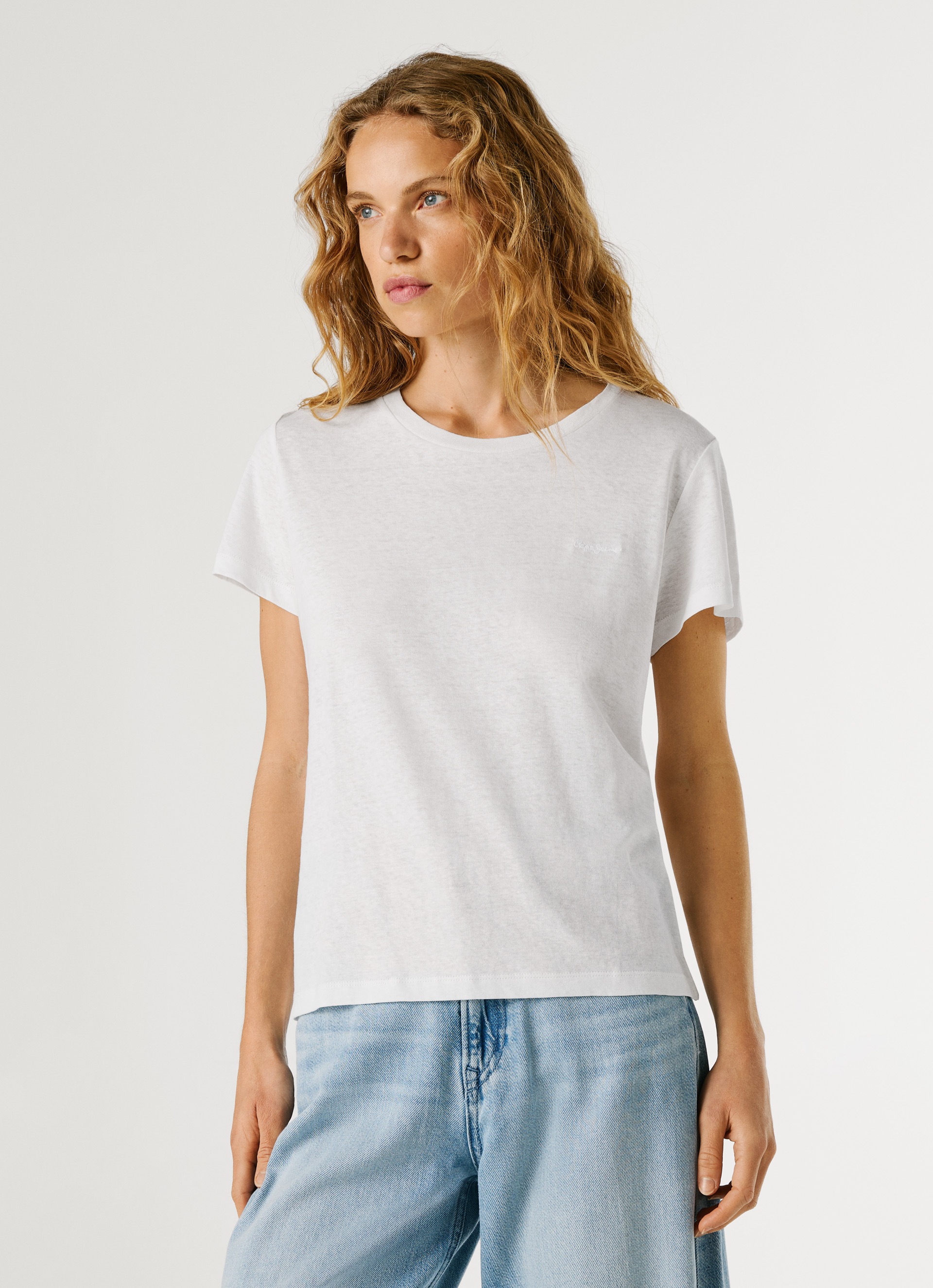 Thumbnail - Pepe Jeans T-Shirt "MEGAN" mit Leinenanteil, Logostickerei auf der Brust