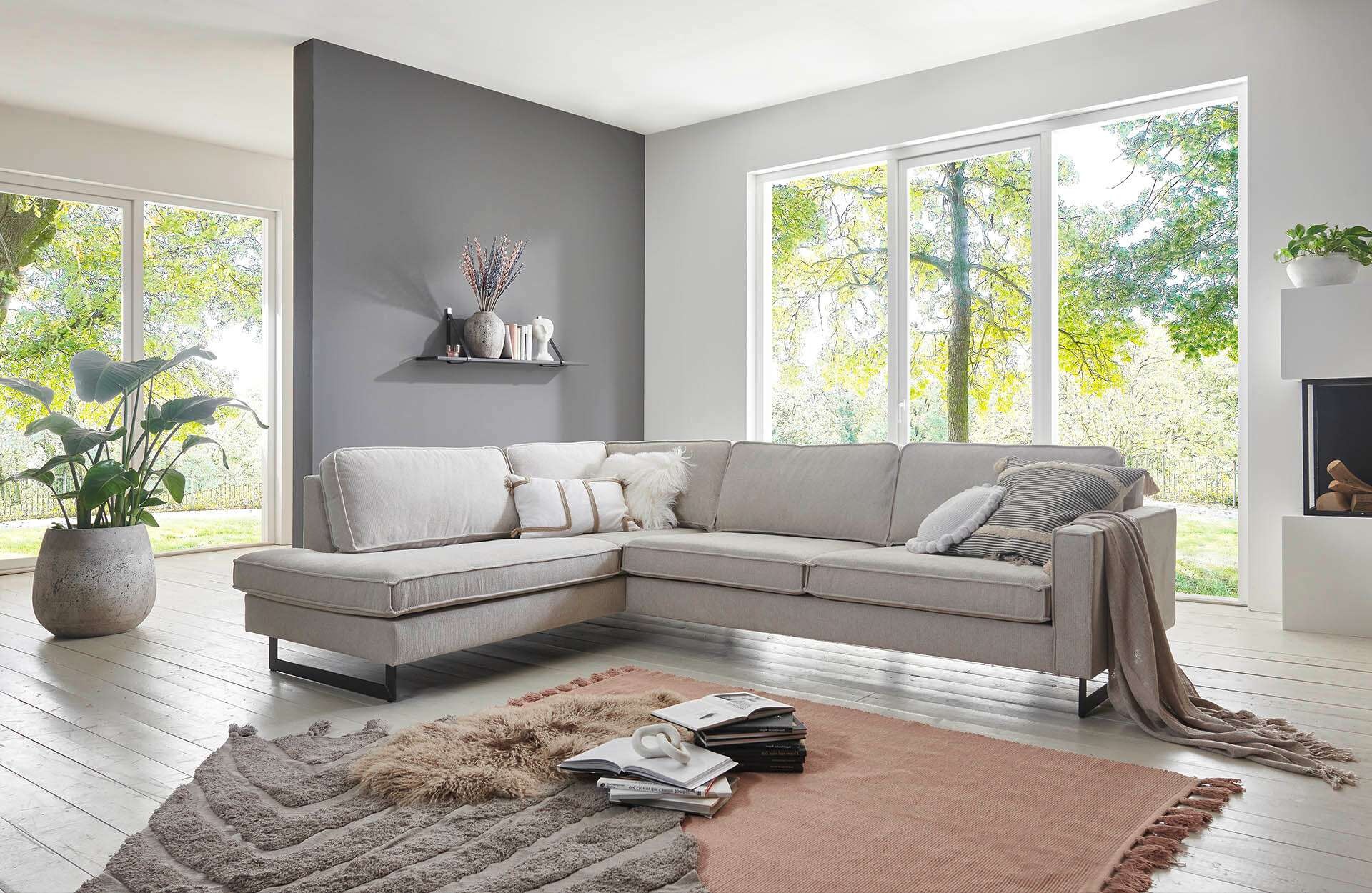 OTTO home Ecksofa "Pinto, 290 cm, Cord, Chenille, Lederoptik, Ottomane links / rechts" mit Keder, schwarze Metallfüße, Wellenunterfederung
