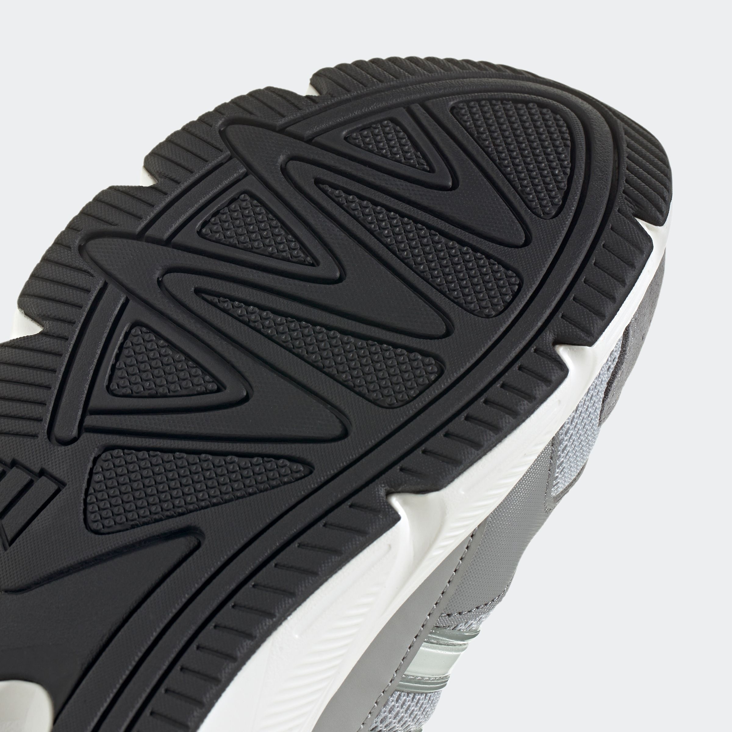 adidas Sportswear Sneaker »CRAZYCHAOS 2000«, inspiriert vom Design des adidas RESPONSE CL