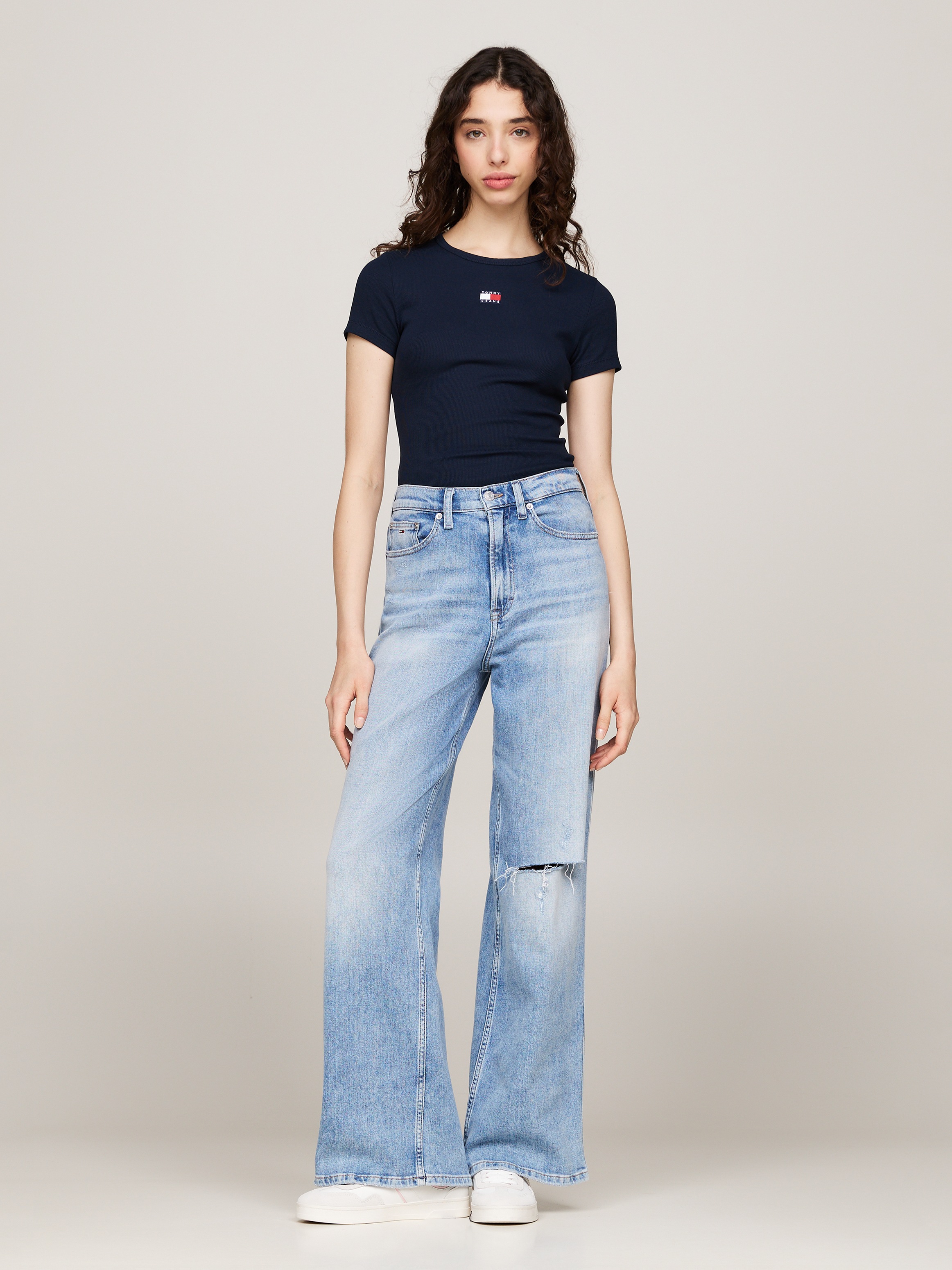 Tommy Jeans T-Shirt »TJW SLIM BADGE RIB TEE«, in Rippoptik