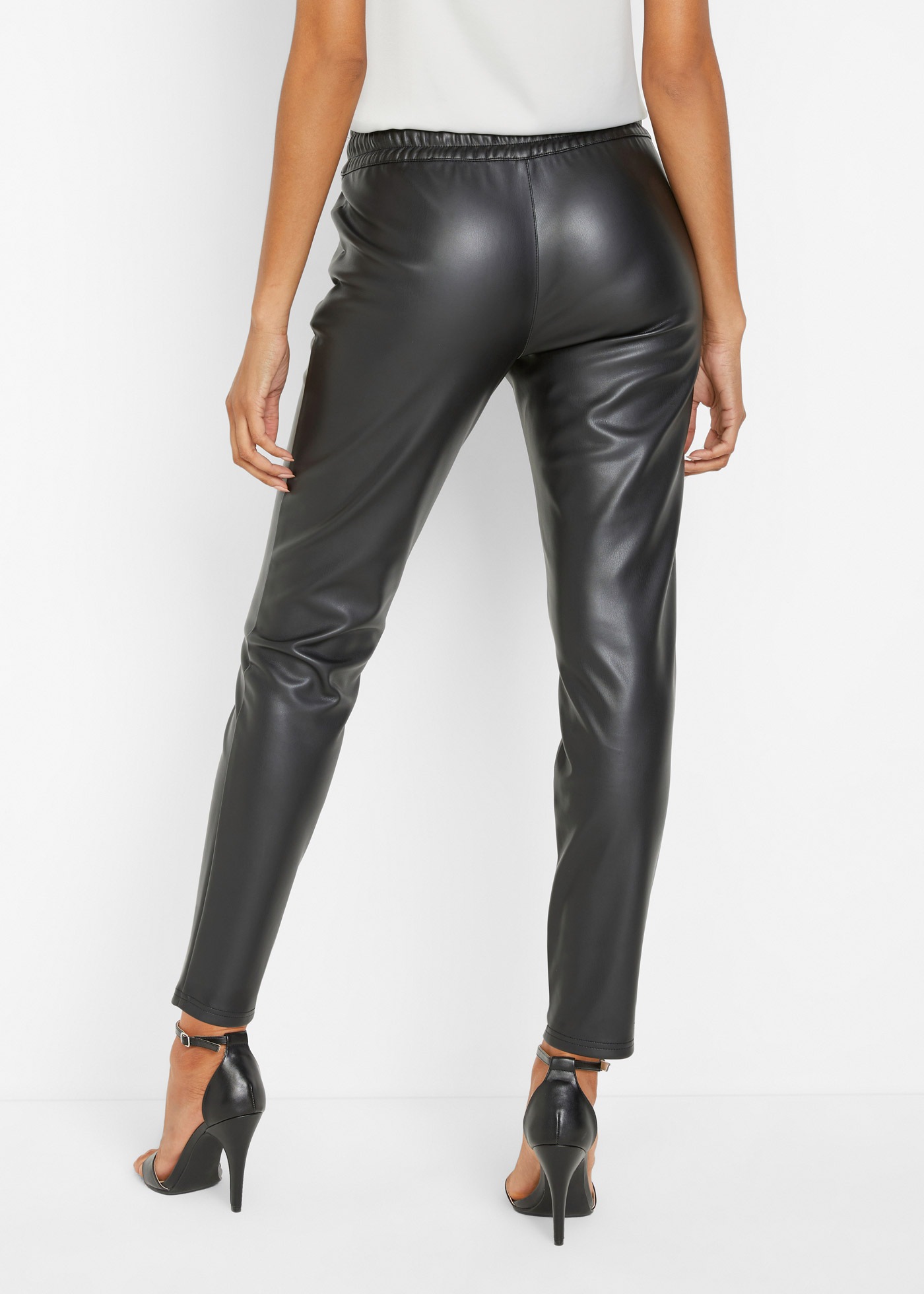 bonprix Schlupfhose  aus Lederimitat, aus Polyester, lockere Passform, eleganter Stil