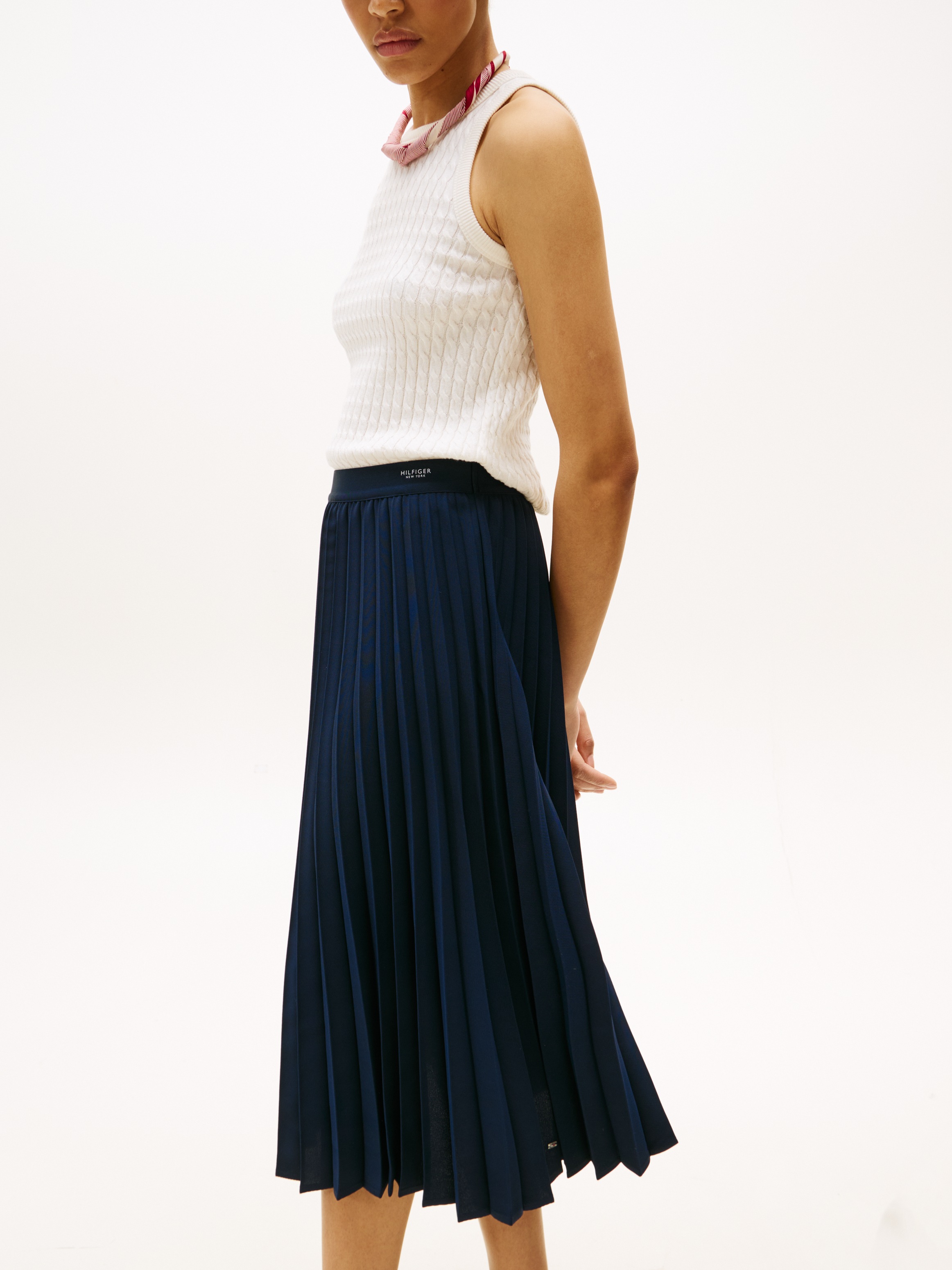 Tommy Hilfiger Plisseerock "FLUID PLEATED PULL ON MIDI SKIRT", mit rundum F günstig online kaufen