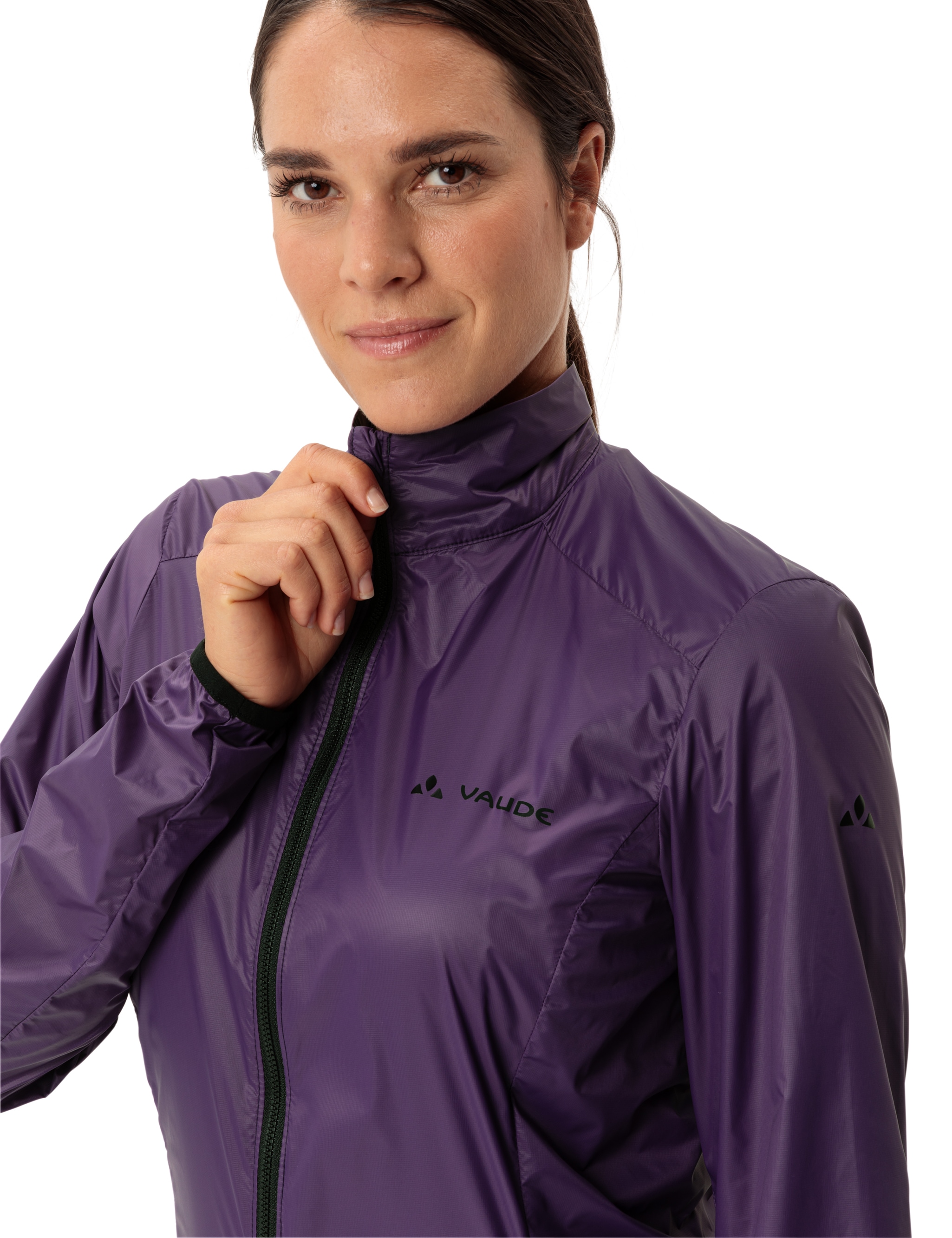 VAUDE Fahrradjacke »WOMEN'S MATERA AIR JACKET«, (1 St.), ohne Kapuze, Winddicht & Atmungsaktiv & Wasserabweisend