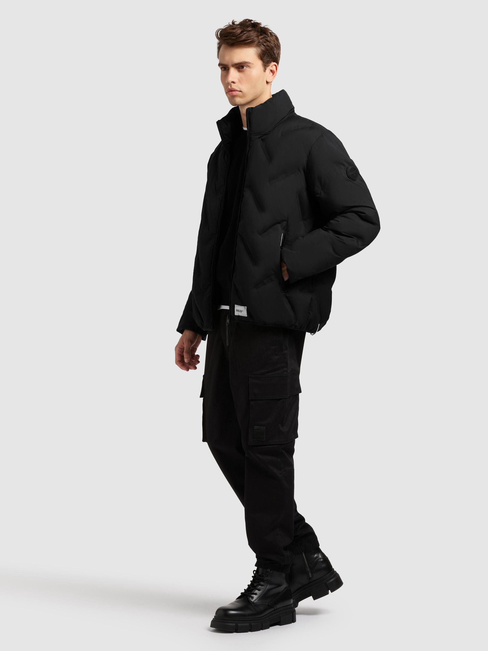 khujo Steppjacke »Clover« ohne Kapuze Herren Winterjacke mit auffälliger Steppung