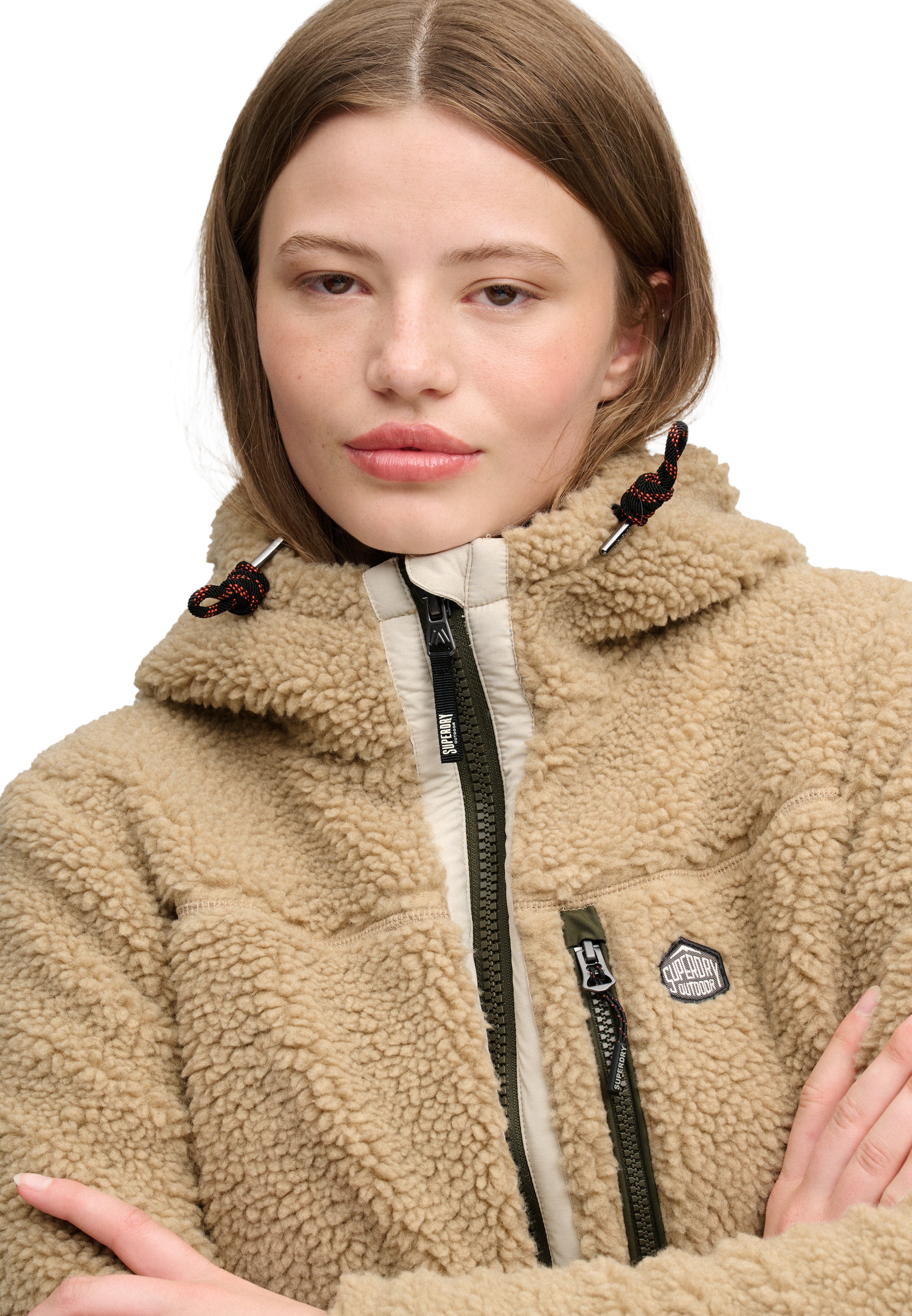 Superdry Hybridjacke »OUTDOOR BORG QUILT HYBRID« mit Kapuze Kunstfaser, relaxed fit