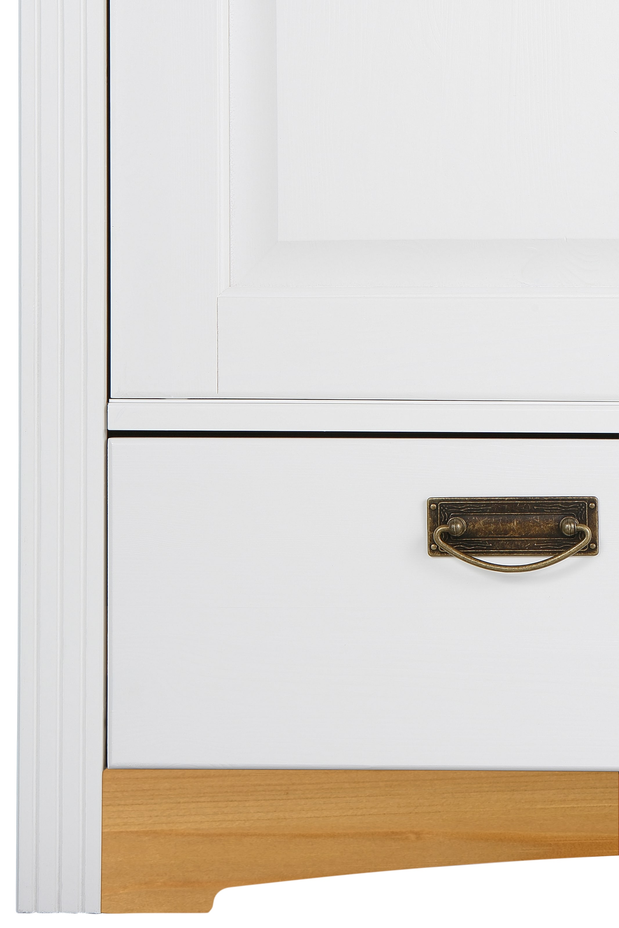 Home affaire Schiebetürenschrank »Konrad, Landhausstil, rustikal, mit Schubladen + Spiegel, Kassetten«, (3 Breiten: 153/202/249 cm H/T ca.207/64 cm), massive Kiefer, FSC®-zertifiziert, Messinggriffe, mehrere Varianten