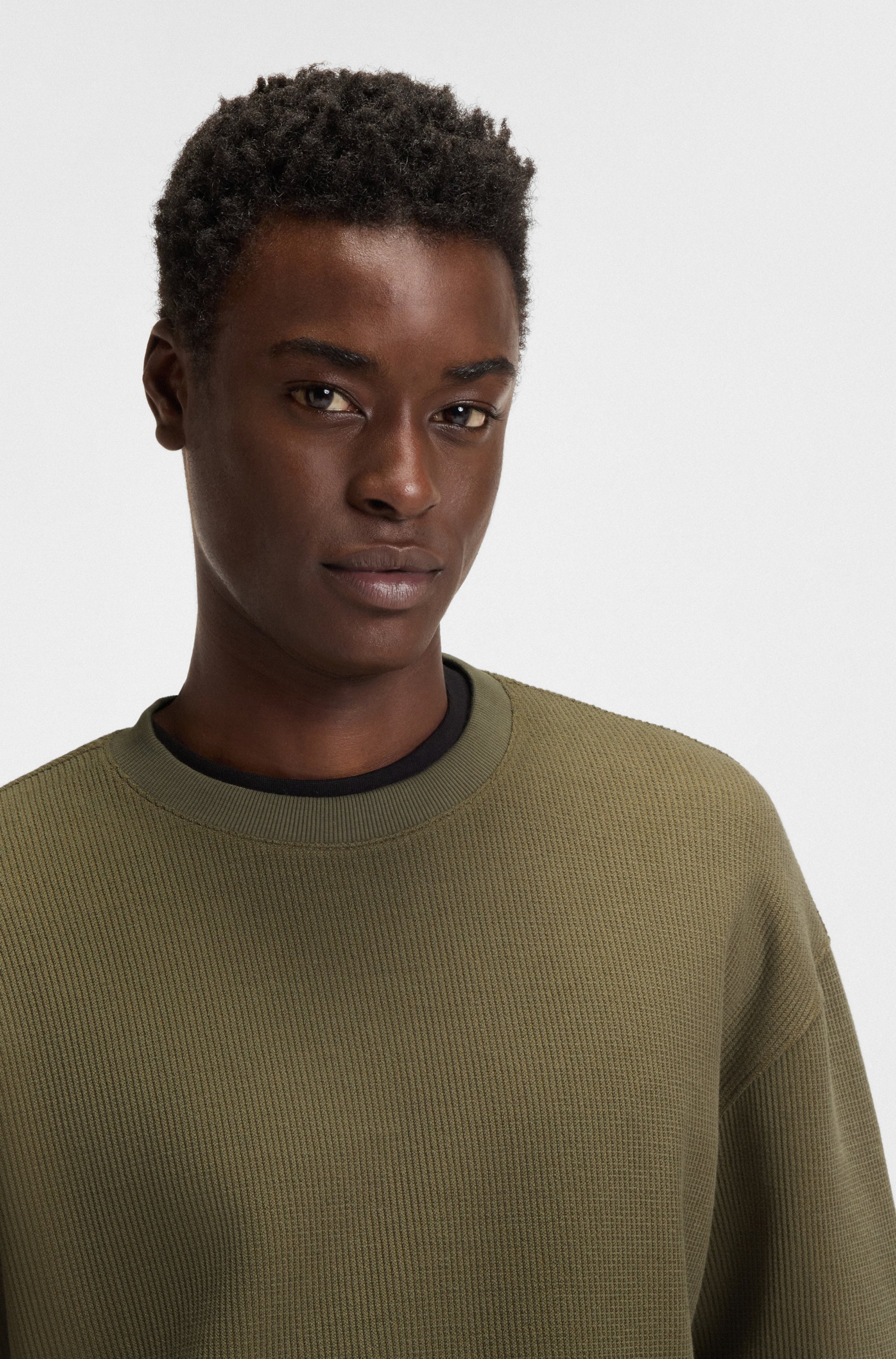 HUGO Blue T-Shirt "Nuwaffle" Rundhalsausschnitt, Regular Fit, dezentes Waff günstig online kaufen