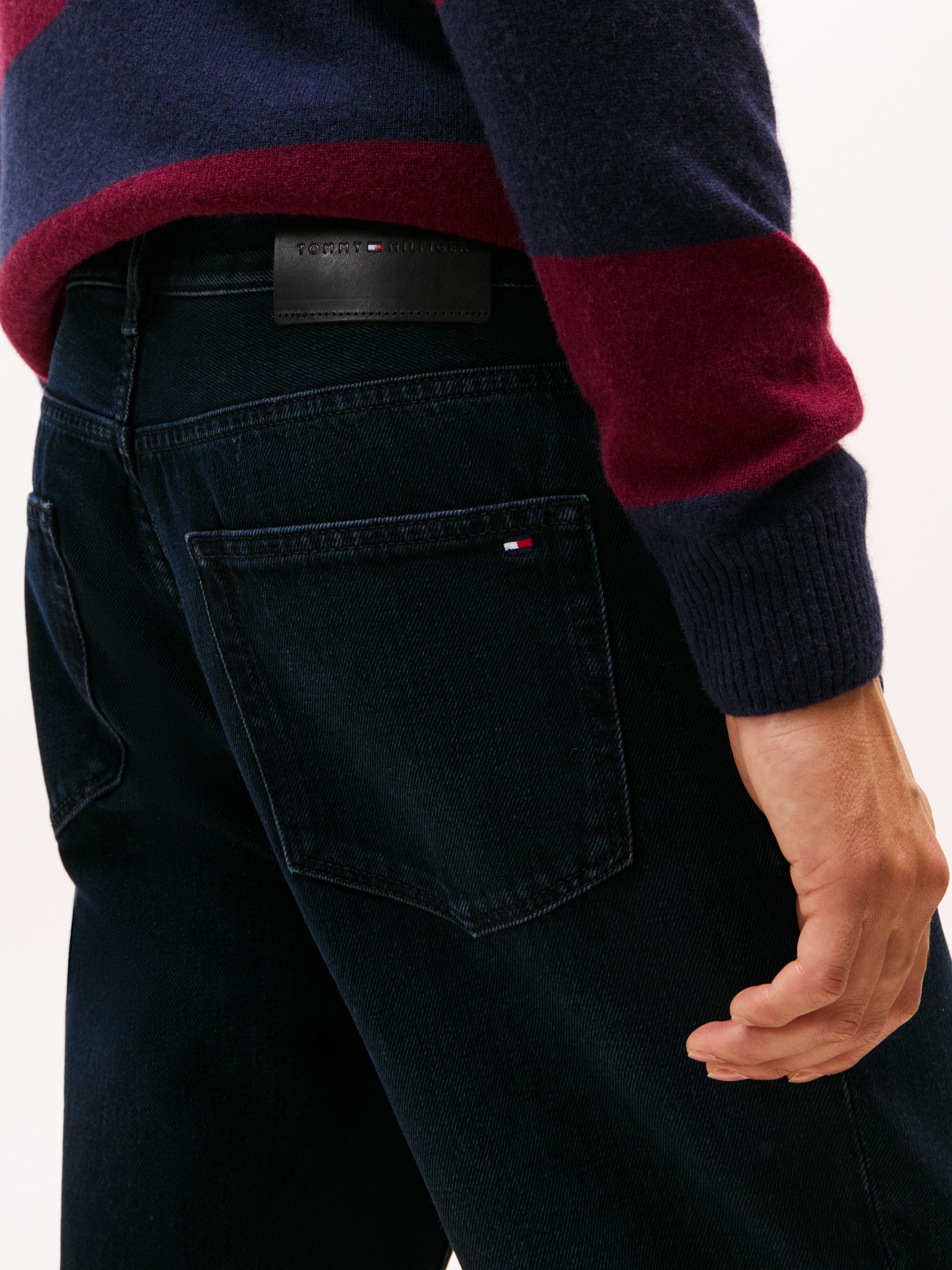 Tommy Hilfiger Tapered-fit-Jeans "HARLEM", Regular Fit, mit dezenter Waschu günstig online kaufen