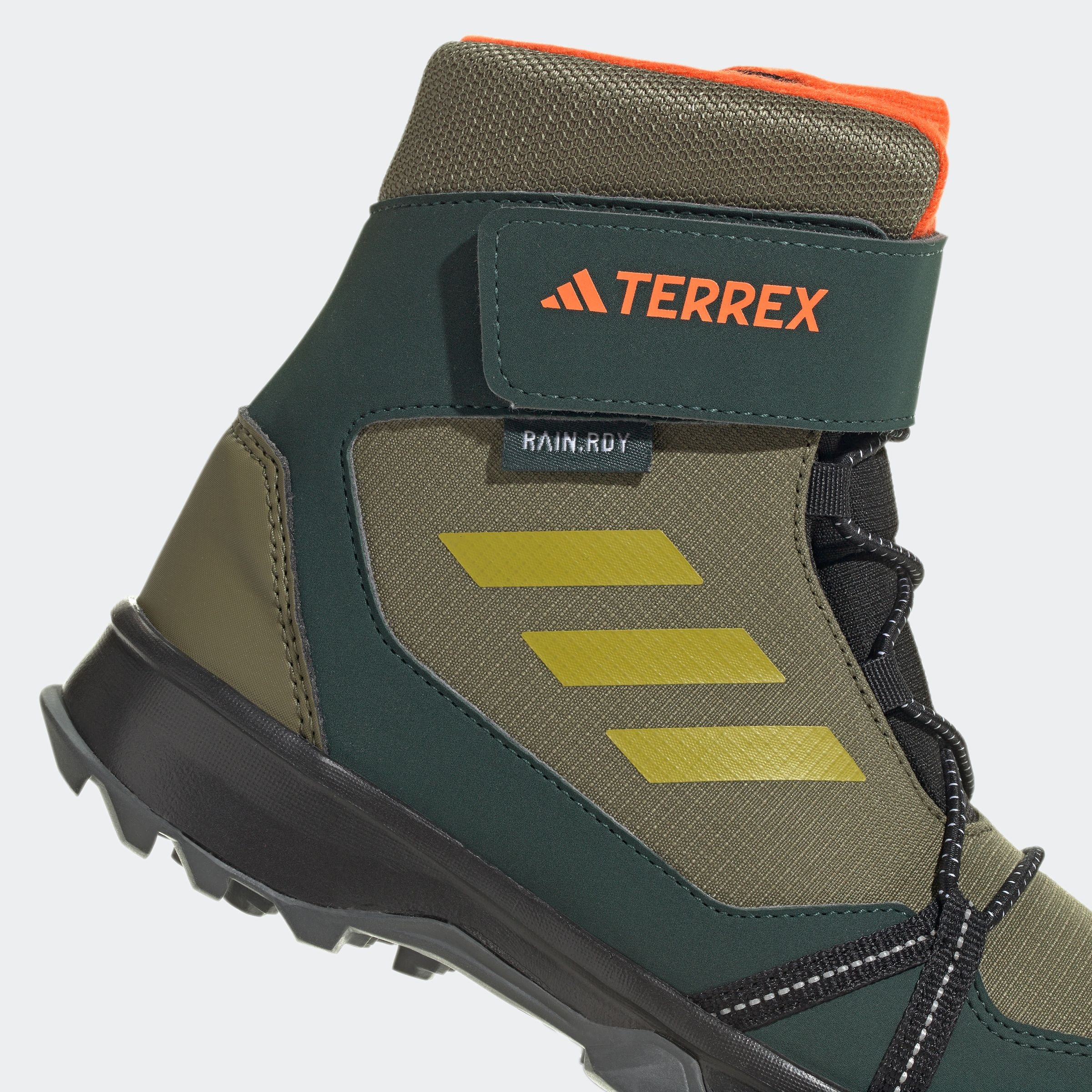 adidas TERREX Winterstiefel »TERREX SNOW HOOK-AND-LOOP COLD.RDY WINTER«, wasserdicht und wärmend