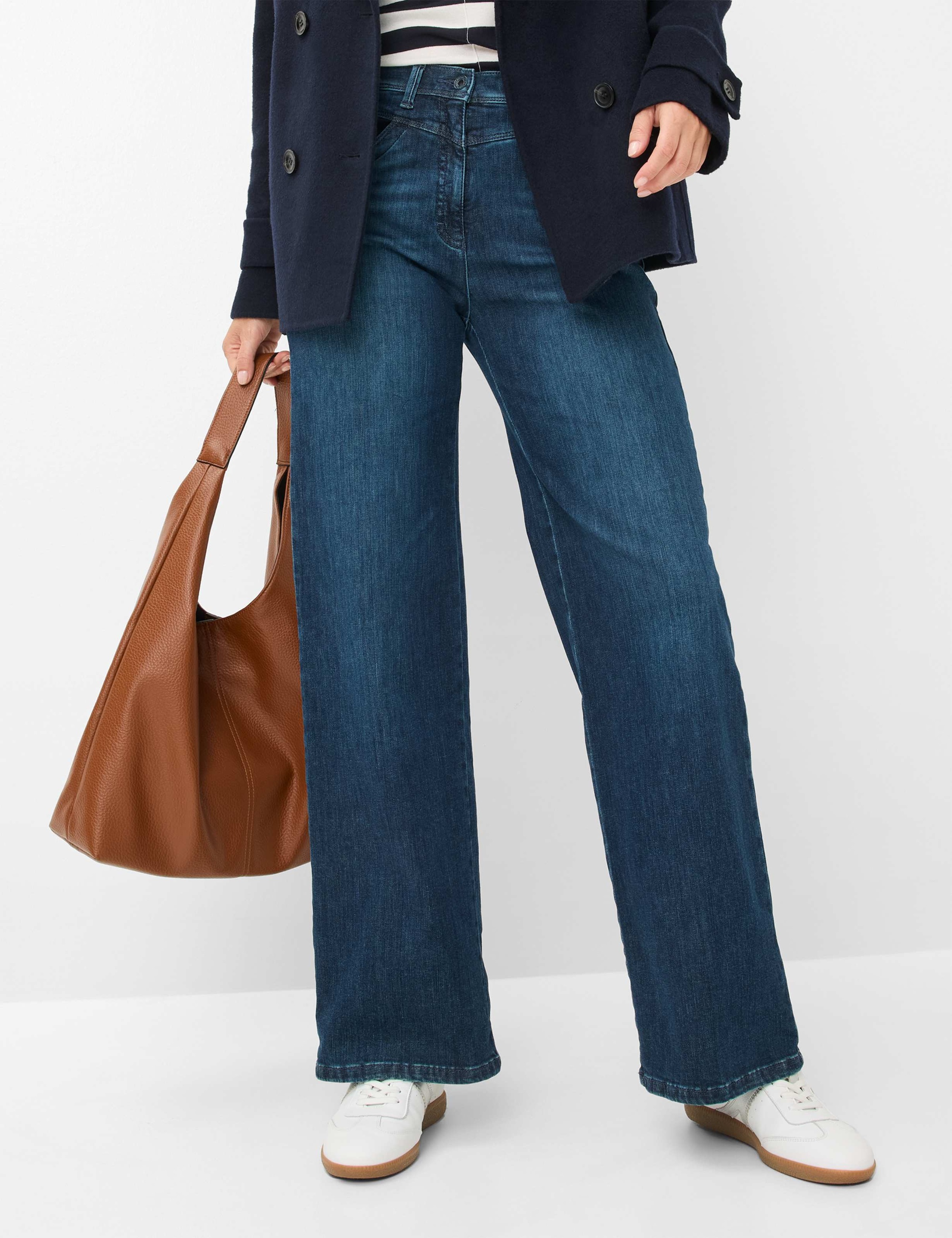 RAPHAELA by BRAX 5-Pocket-Jeans "Style LAURA FLARED" günstig online kaufen