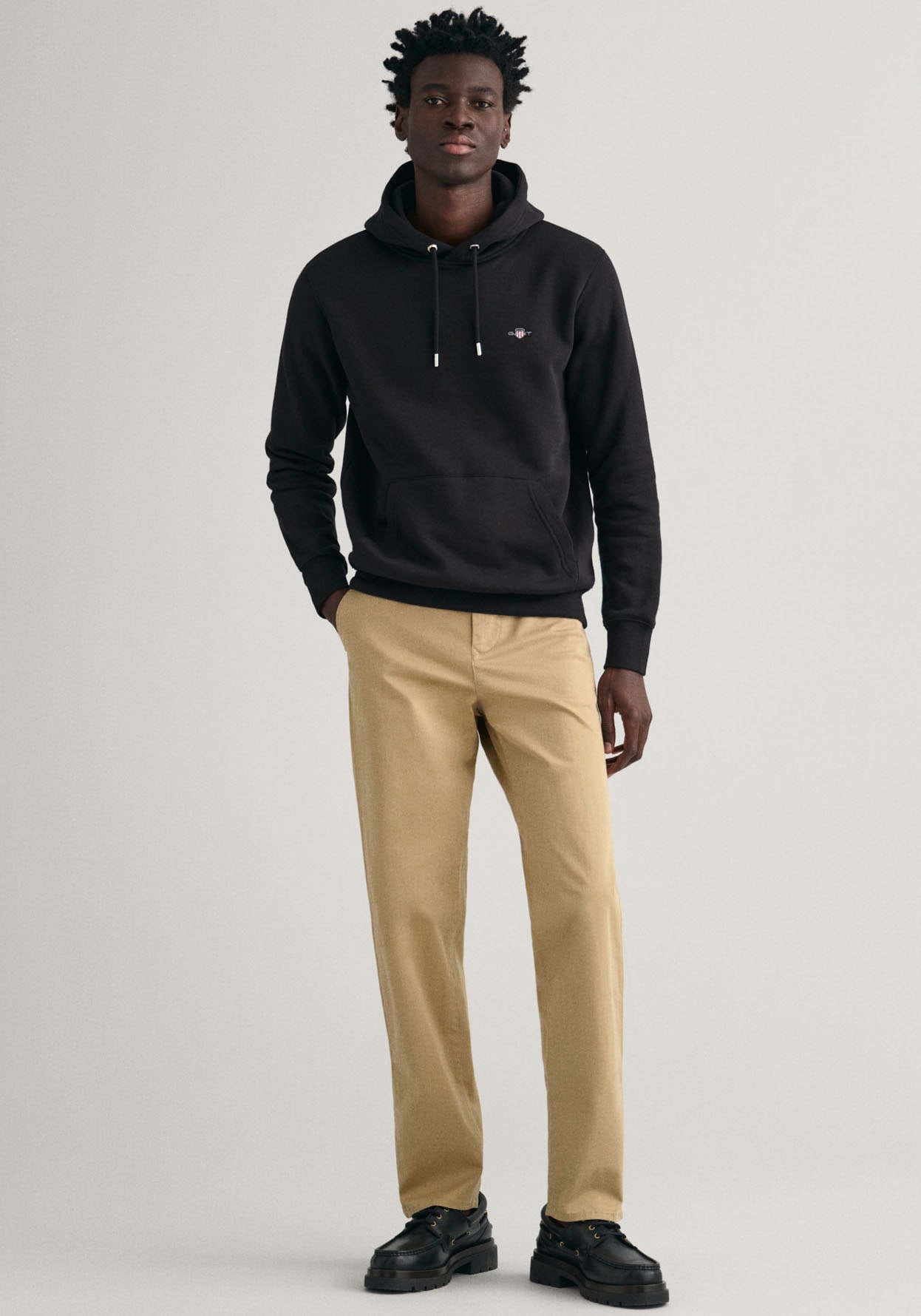 Gant Chinohose »REGULAR TWILL CHINOS«, mit gefütterten Seitentaschen