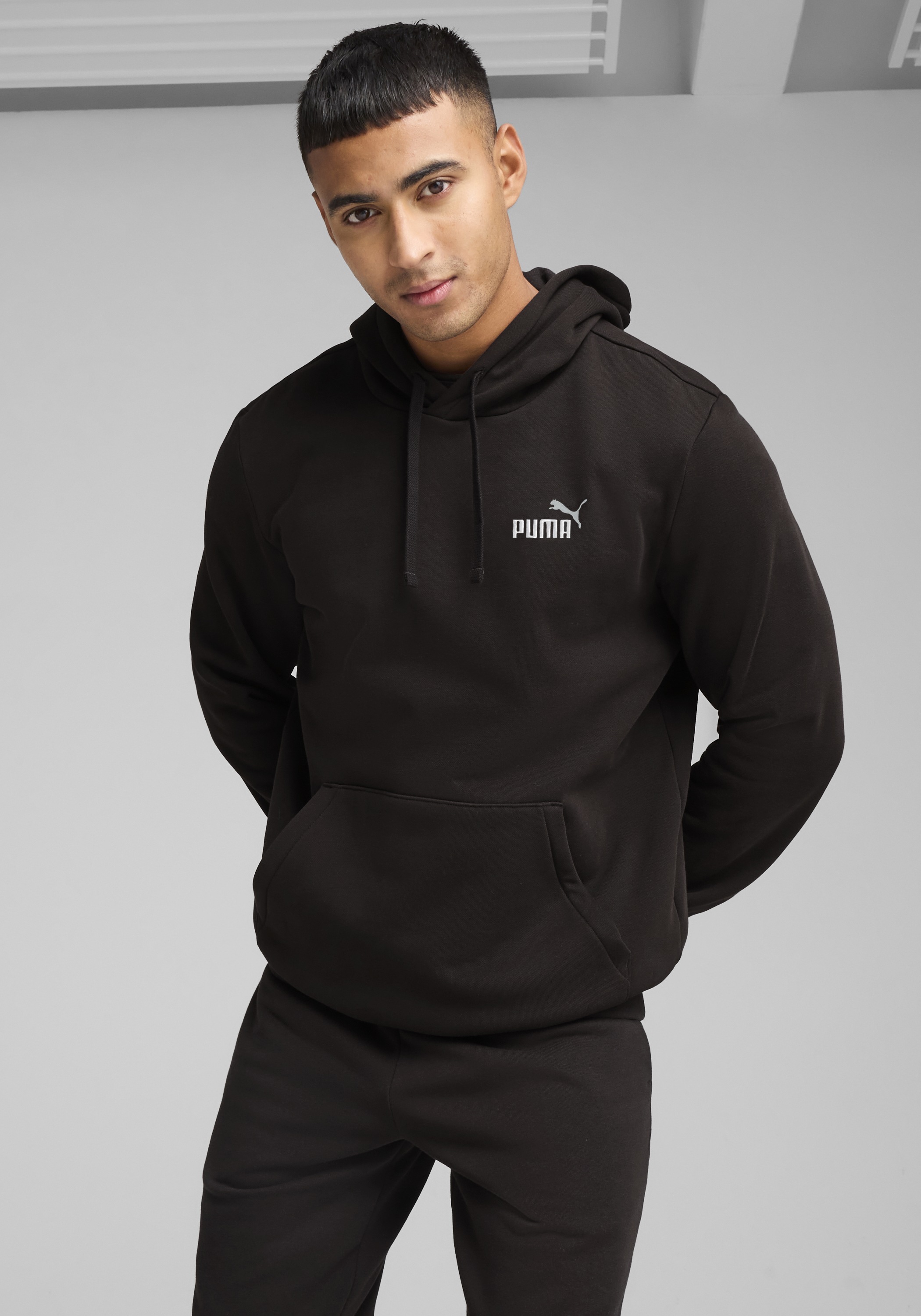 PUMA Kapuzensweatshirt "ESS 2 COLOR SMALL NO. 1 LOGO HOODIE FL", mit verste günstig online kaufen