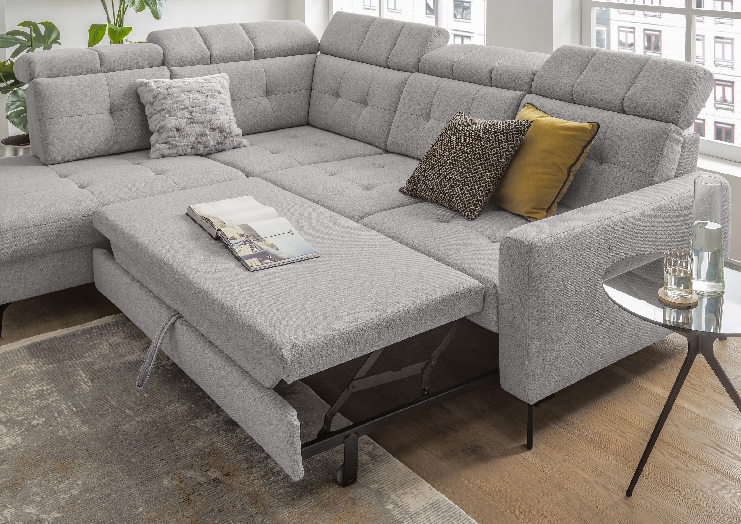 Musterring Ecksofa »MR 4615«, mit Kopf- und Rückenverstellung, Metallfuß schwarz, Maße 272 x 214 cm