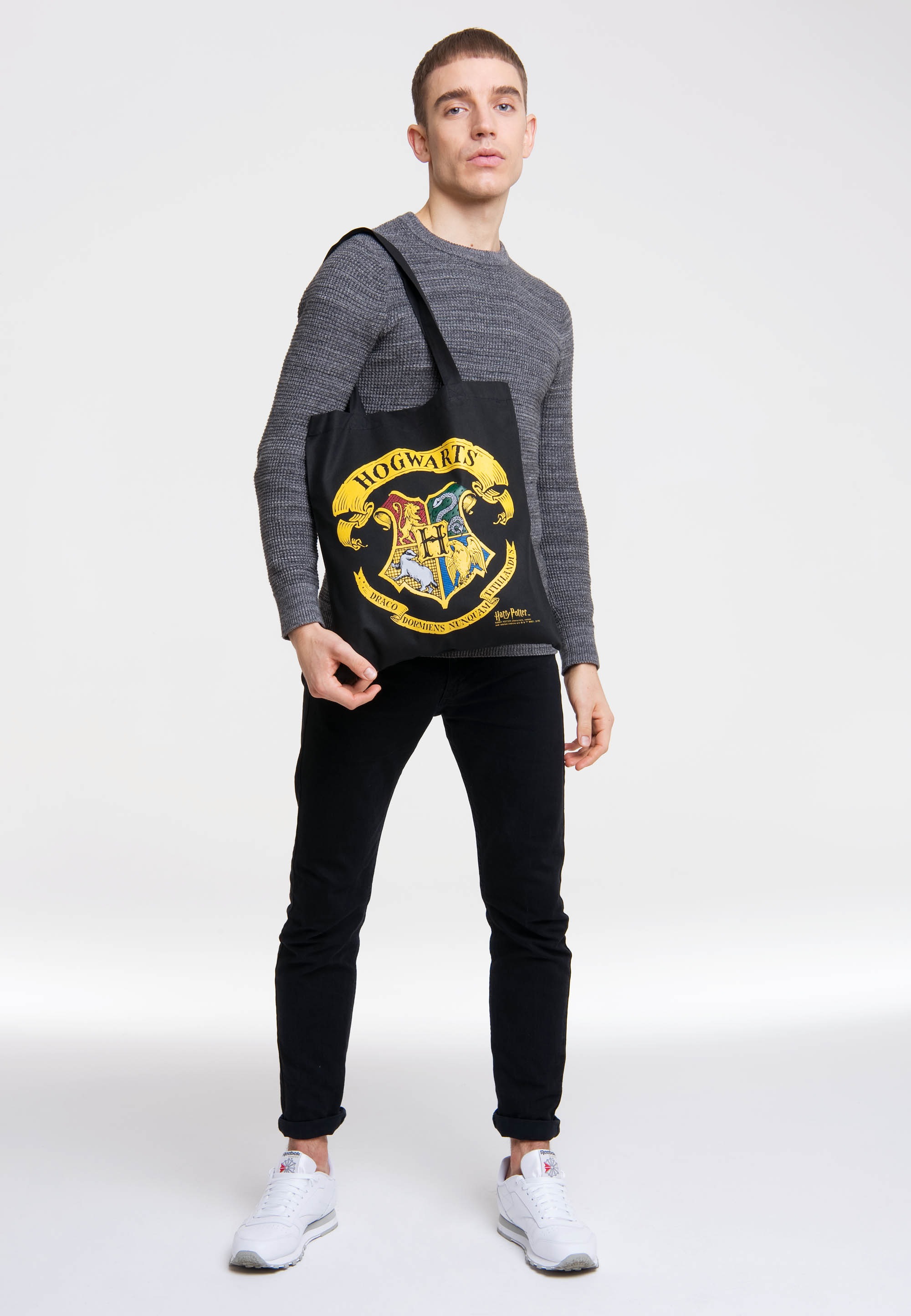LOGOSHIRT Henkeltasche »Baumwolltasche Harry Potter Hogwarts«, mit auffälligem Wappen-Print