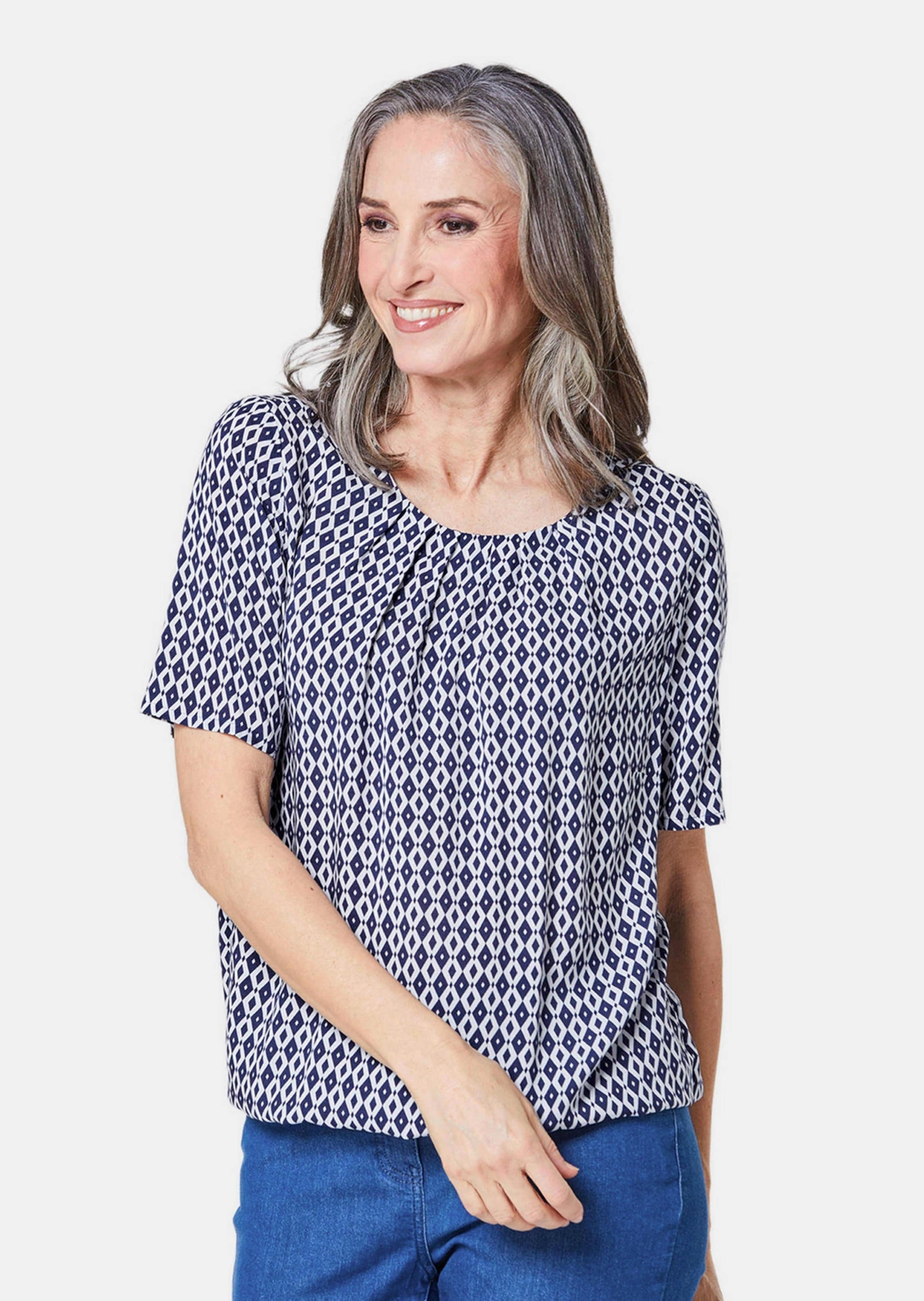GOLDNER Druckbluse »Druckbluse Farbbrillante Druckbluse mit liebevollen Details«