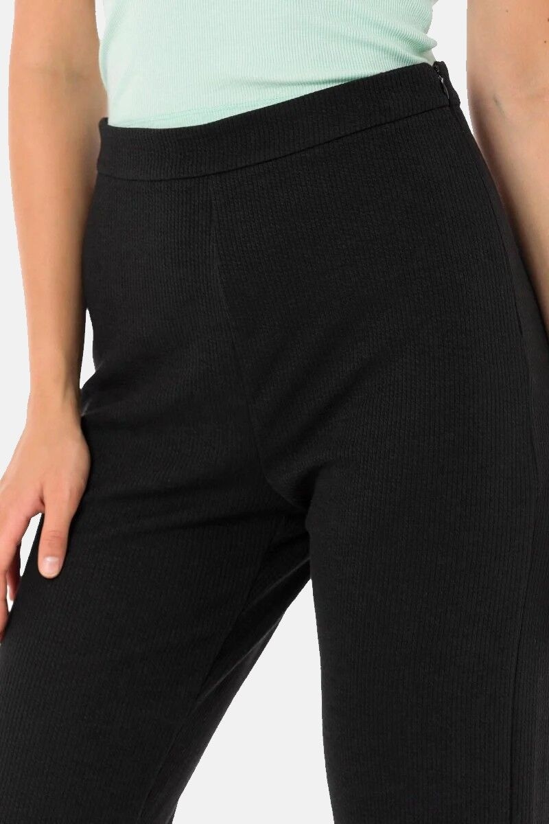 Cipo & Baxx Stoffhose »WD488«  mit seitlichem Reißverschluss
