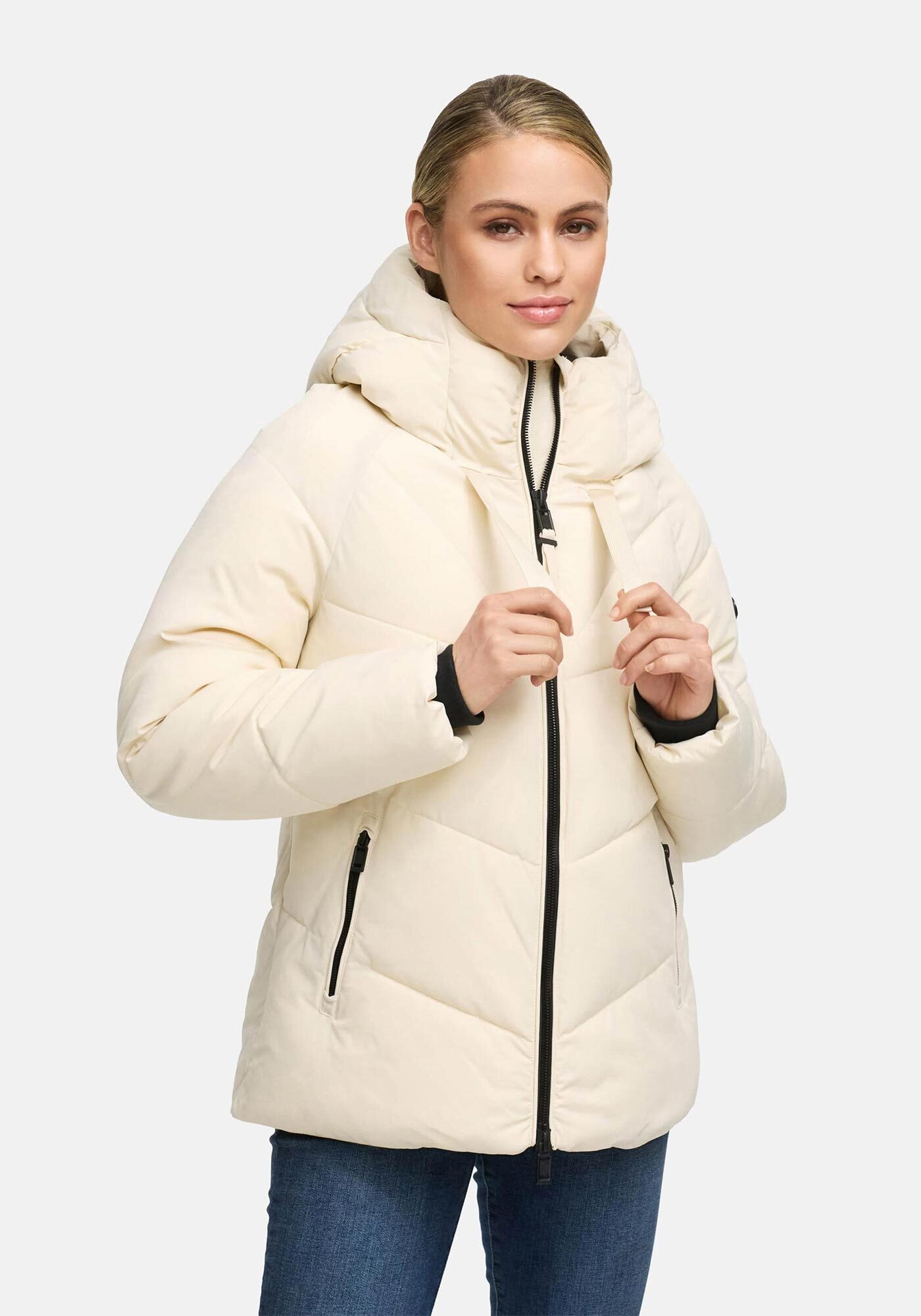 Marikoo Winterjacke »Kwamee« Schräg gesteppte Winterjacke mit fester Kapuze