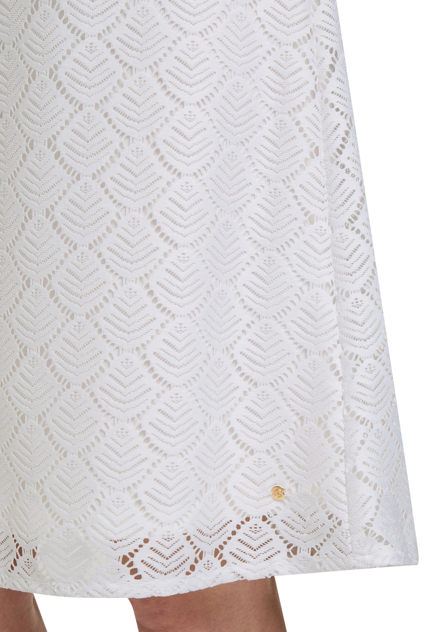 Betty&Co Spitzenkleid »Betty & Co Spitzenkleid ohne Arm«, Material