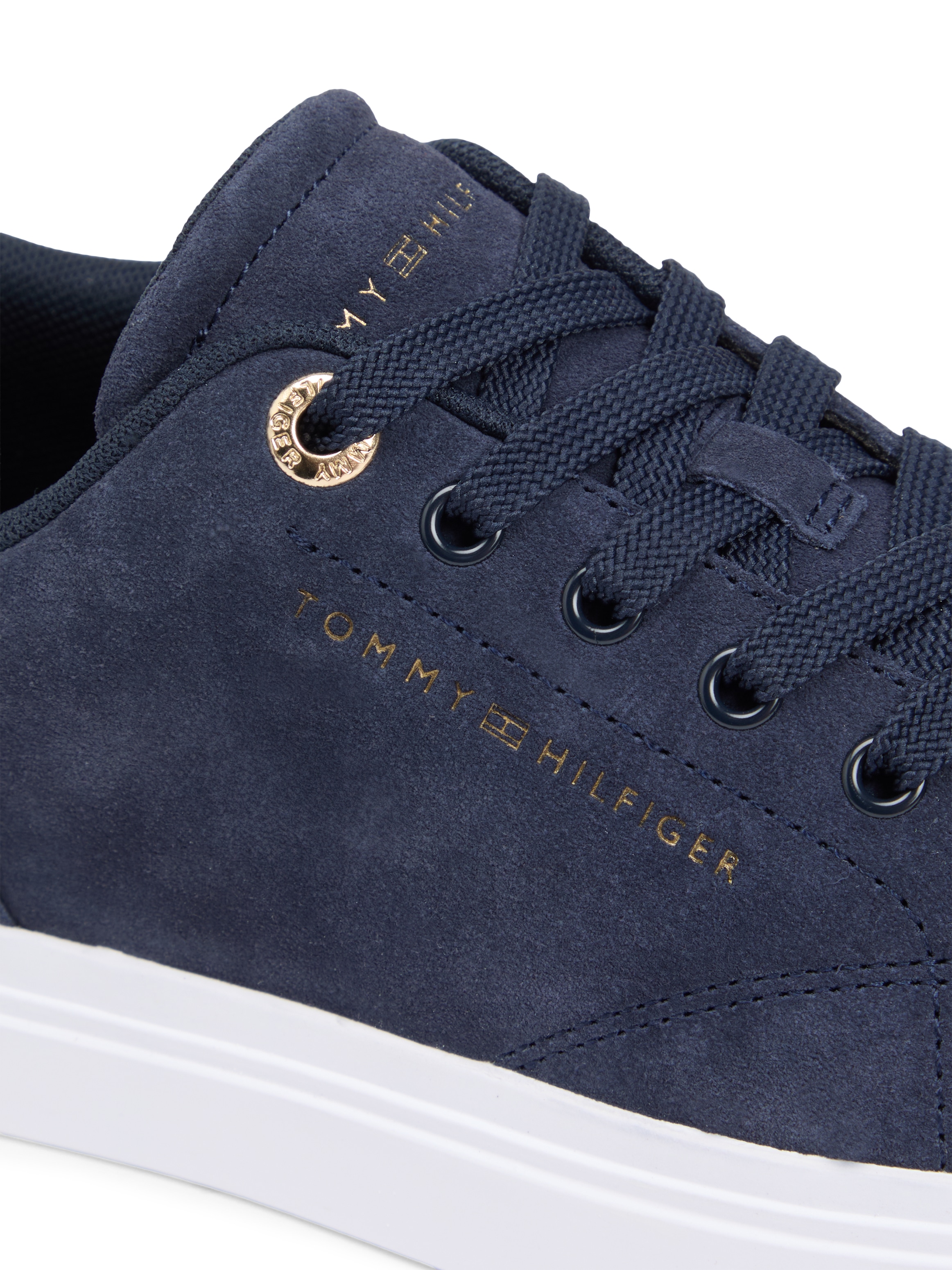 Tommy Hilfiger Plateausneaker »TH FEMININE CUPSOLE SUEDE«  Freizeitschuh, Halbschuh, Schnürer mit Logoschriftzügen