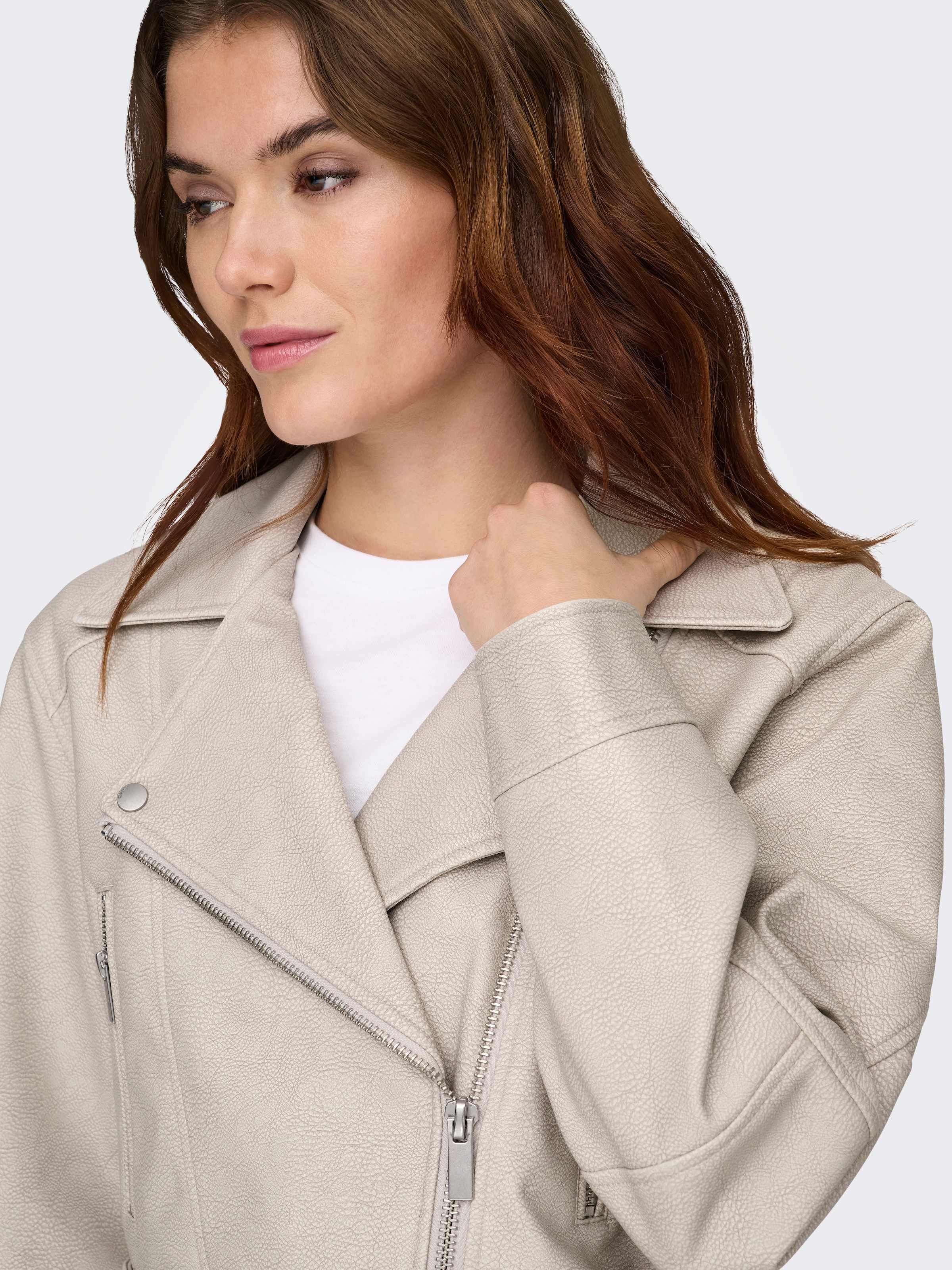 ONLY Lederimitatjacke »ONLPAULINE FAUX LEATHER JACKET CC OTW« mit Biker-Style Details