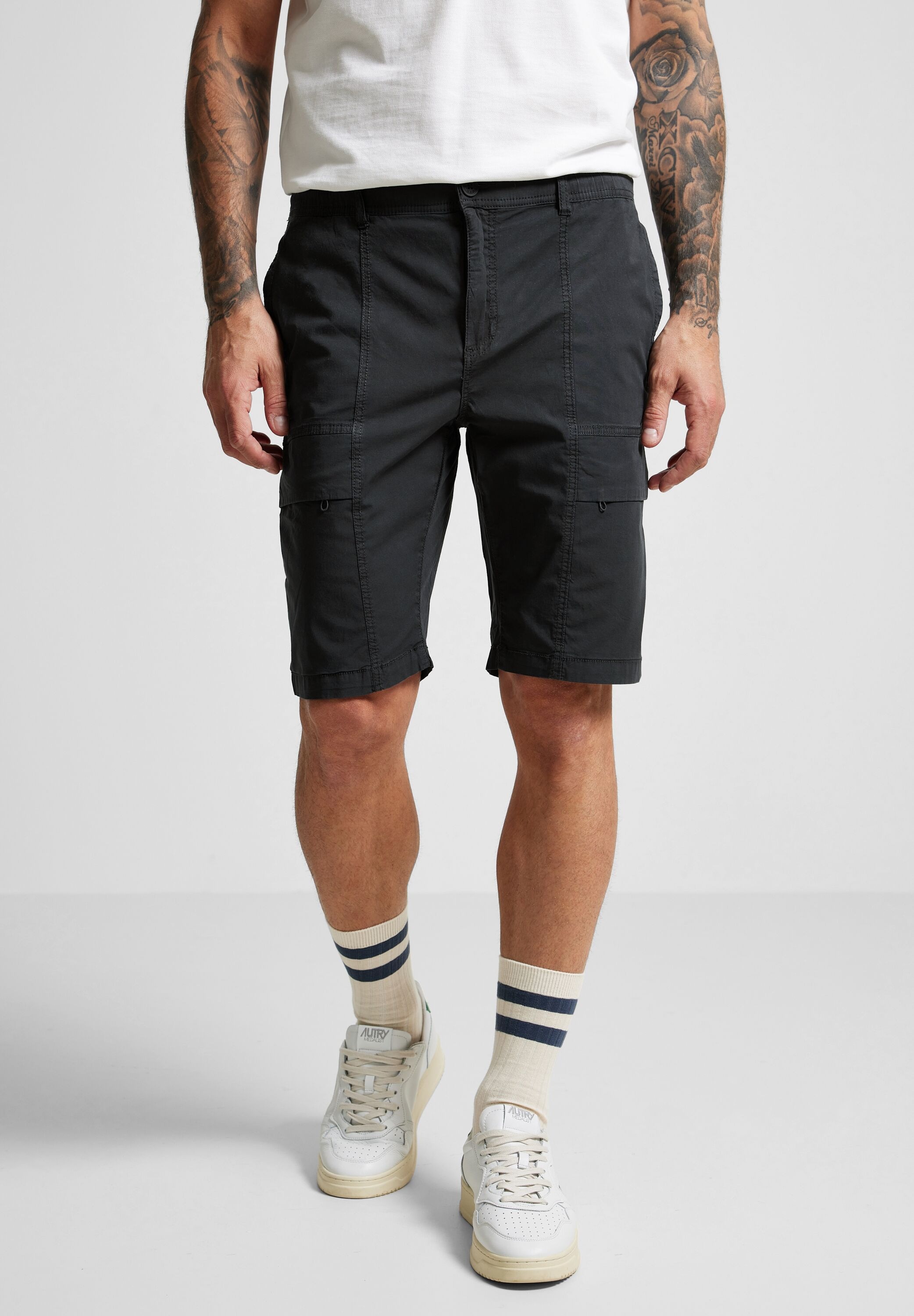 STREET ONE MEN Cargohose, mit Cargo Taschen