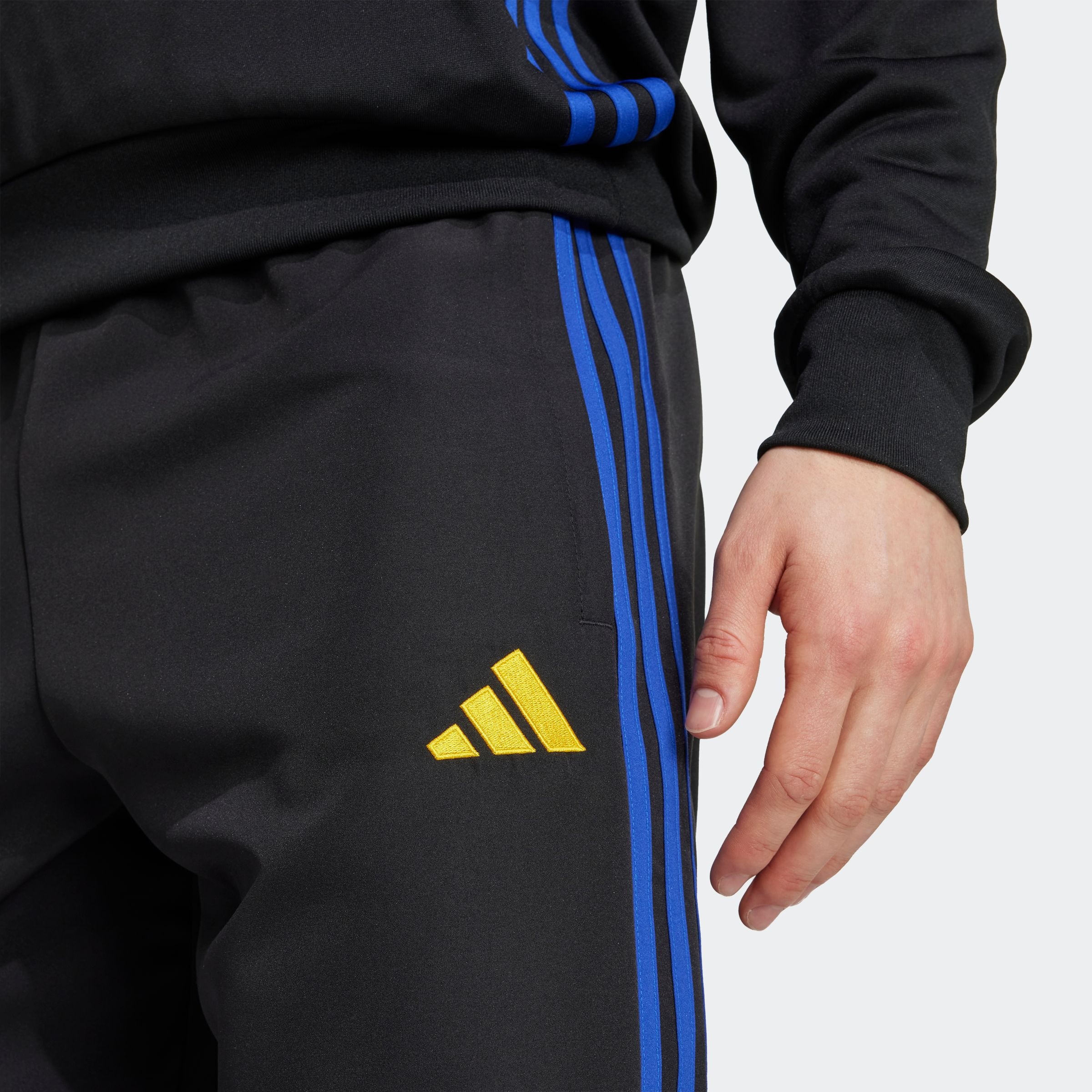 adidas Performance Trainingsshorts »TIRO ES W SHO«, (1 tlg.)