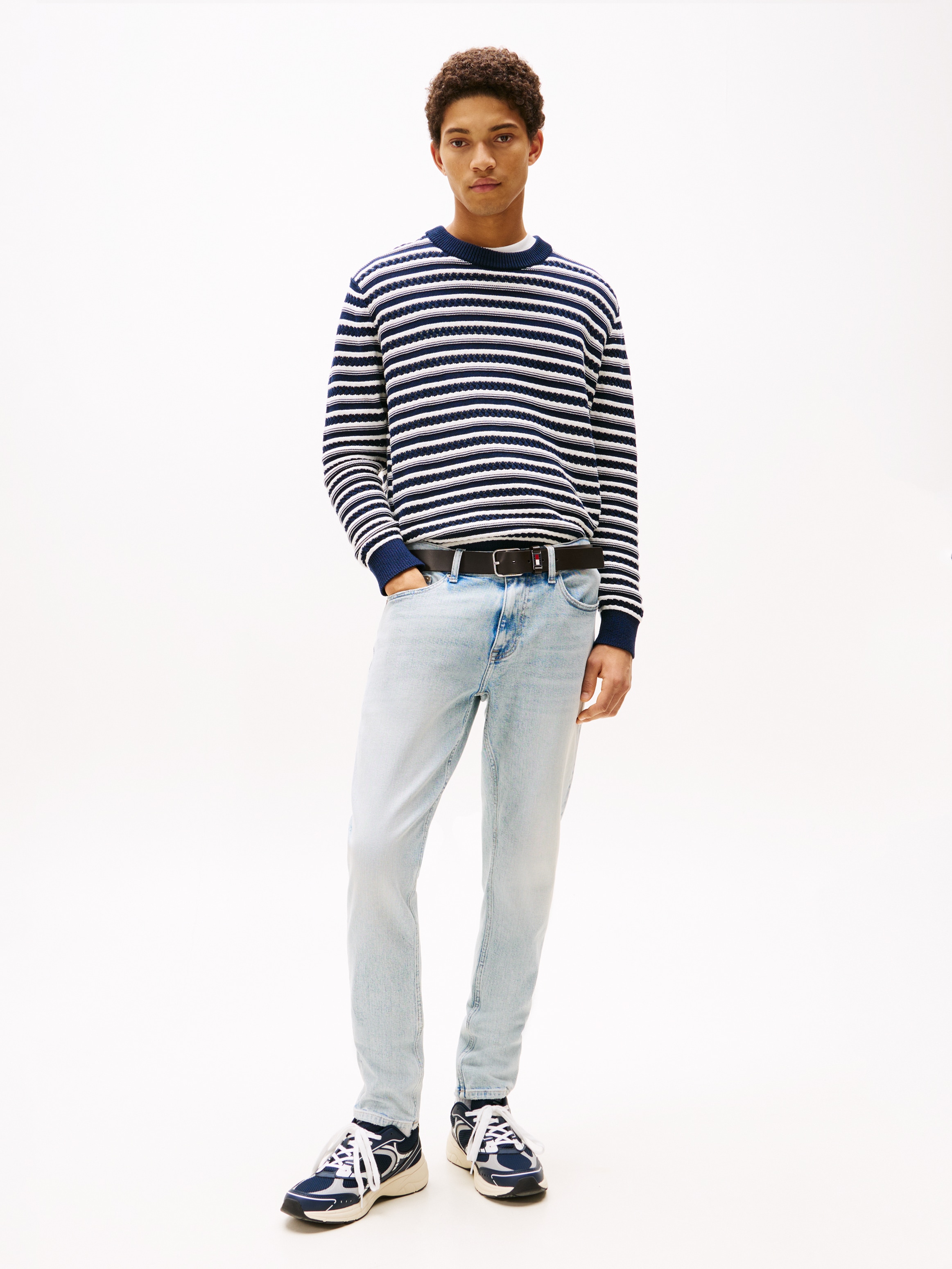 Tommy Jeans Slim-fit-Jeans »Austin Slim Tapered«, Mit Gürtelschlaufen