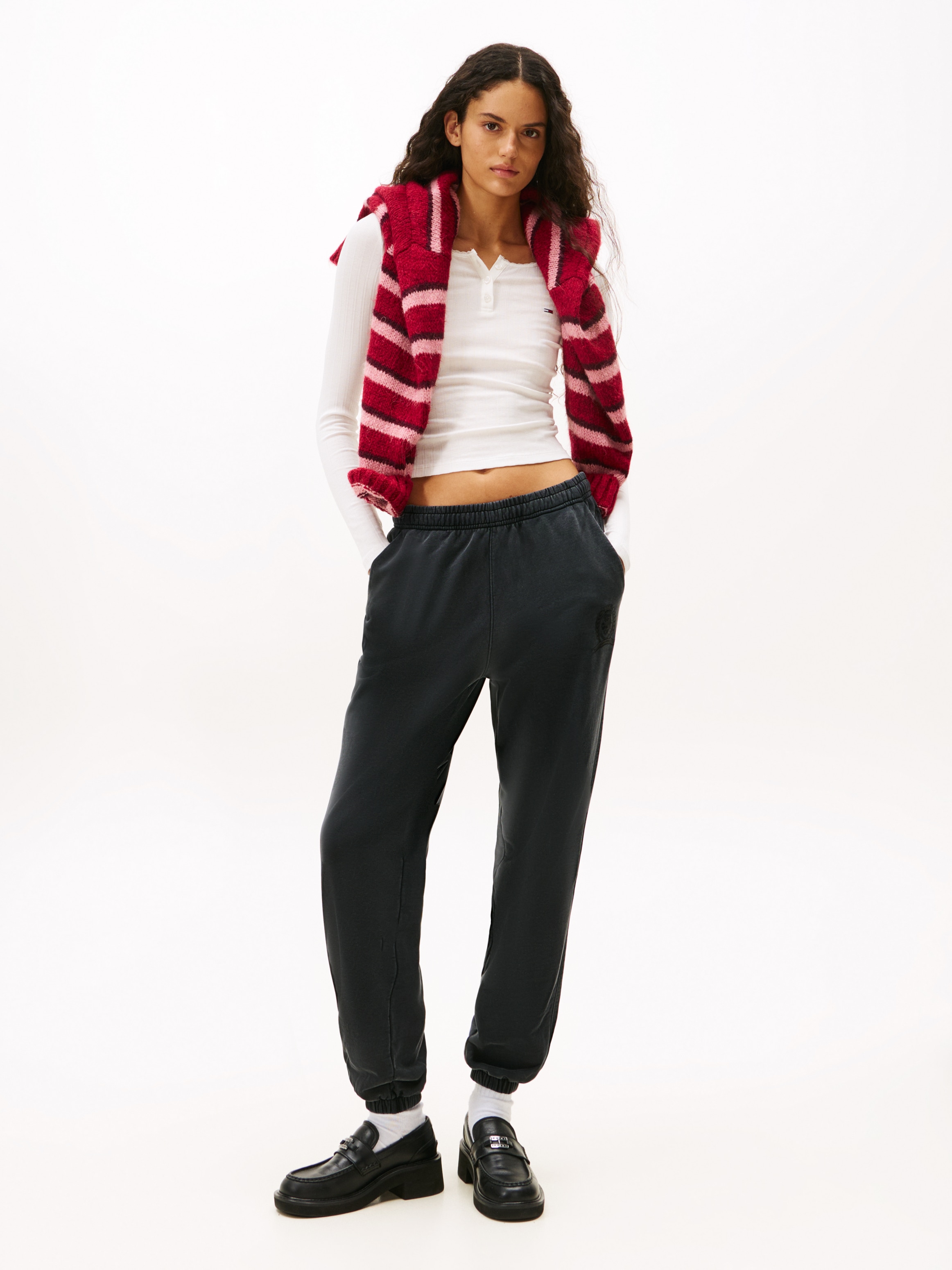 Tommy Jeans Langarmshirt »TJW SLIM SH IRREGULAR RIB LS«, in gerippter Struktur