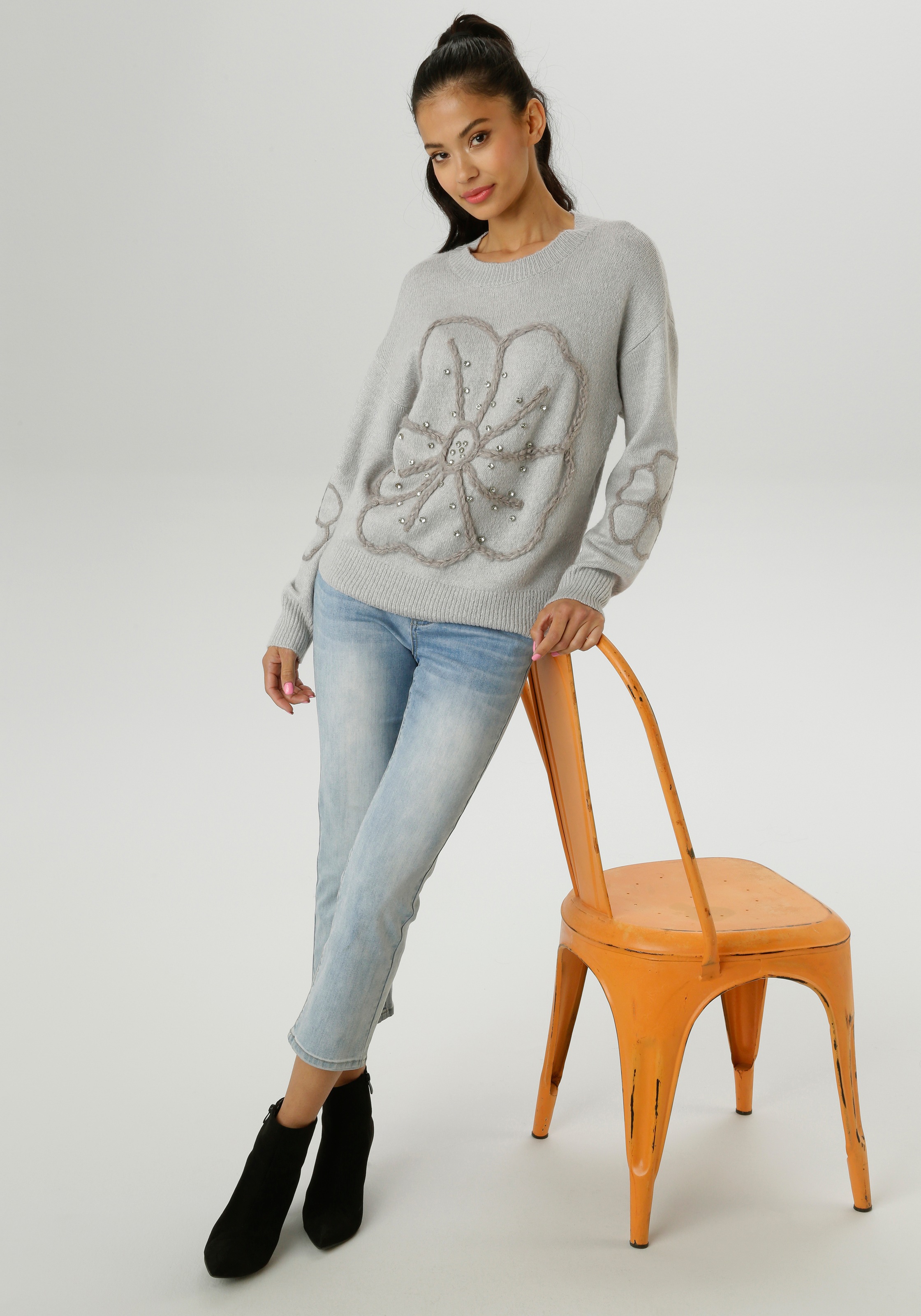 Aniston SELECTED Strickpullover, vorne mit funkelnden Glitzersteinen verziert - NEUE KOLLEKTION