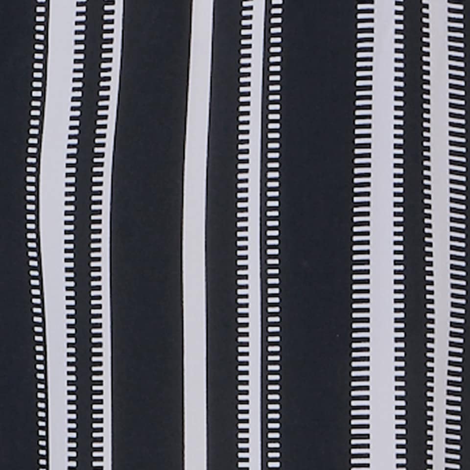 Cecil Culotte, im Streifendesign