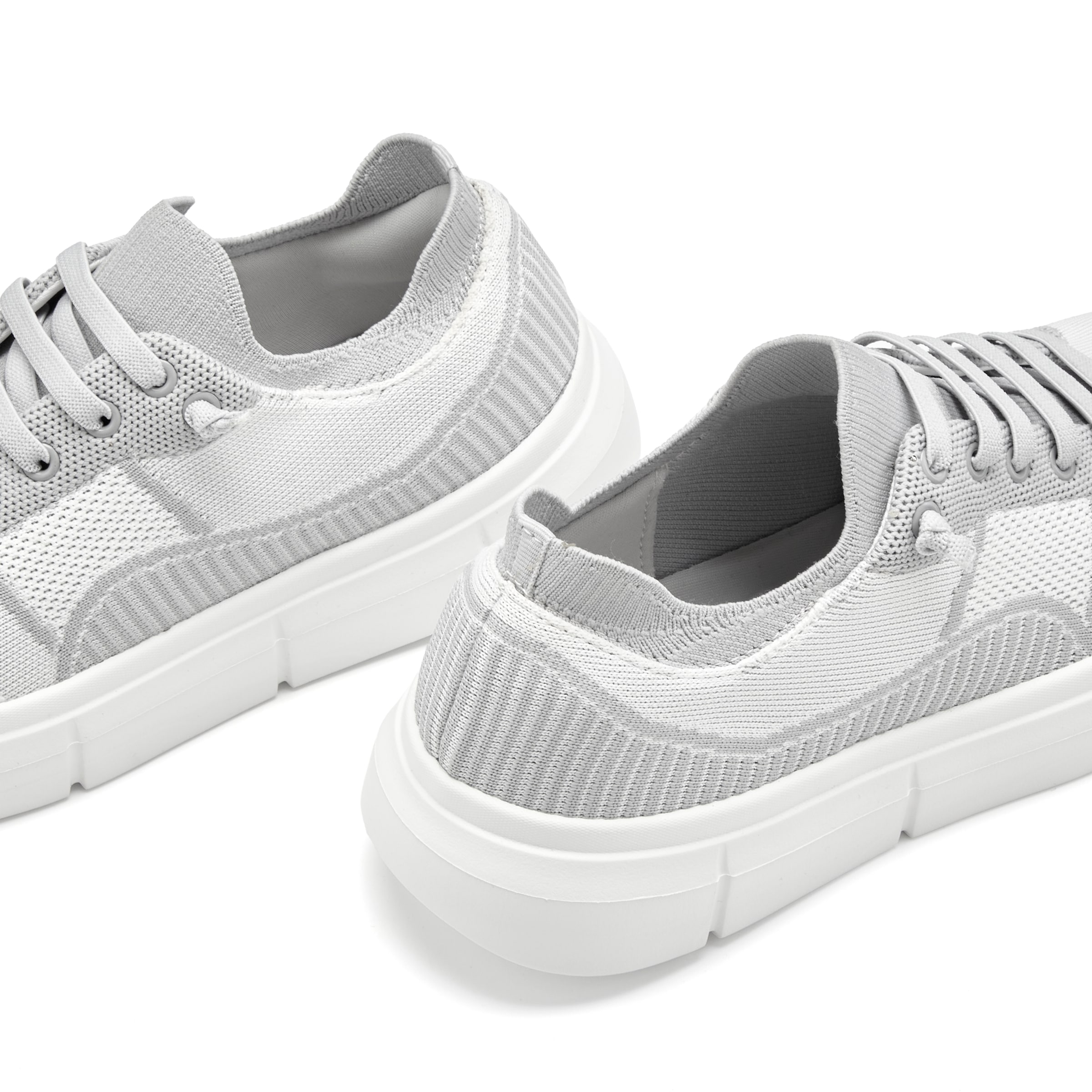 John Devin Sneaker »Schnürschuh, Freizeitschuhe, Schnürhalbschuhe, Halbschuh, Turnschuh«  im sportiven Look mit flexibler Sohle VEGAN