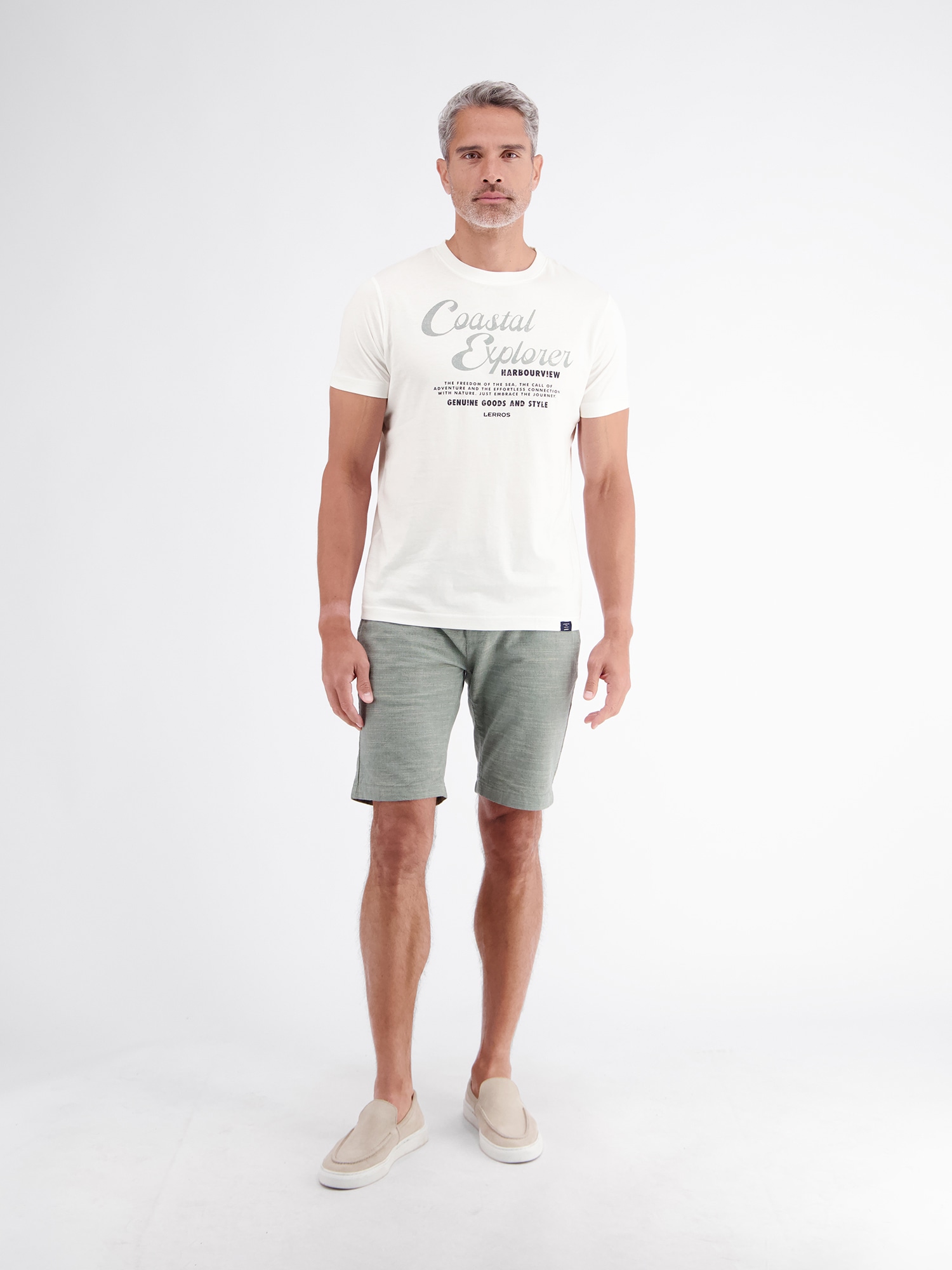 LERROS T-Shirt »T-Shirt aus 100 % Baumwolle mit Brustprint«