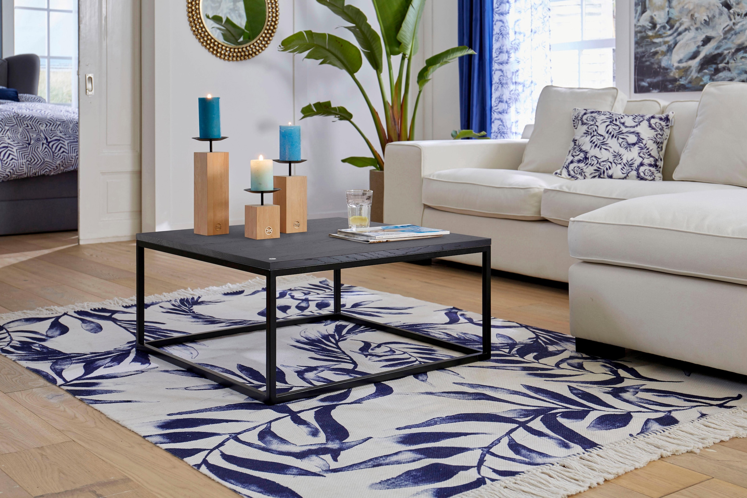 Home affaire Couchtisch »Voorst«, aus massiver Eiche und Metallgestell