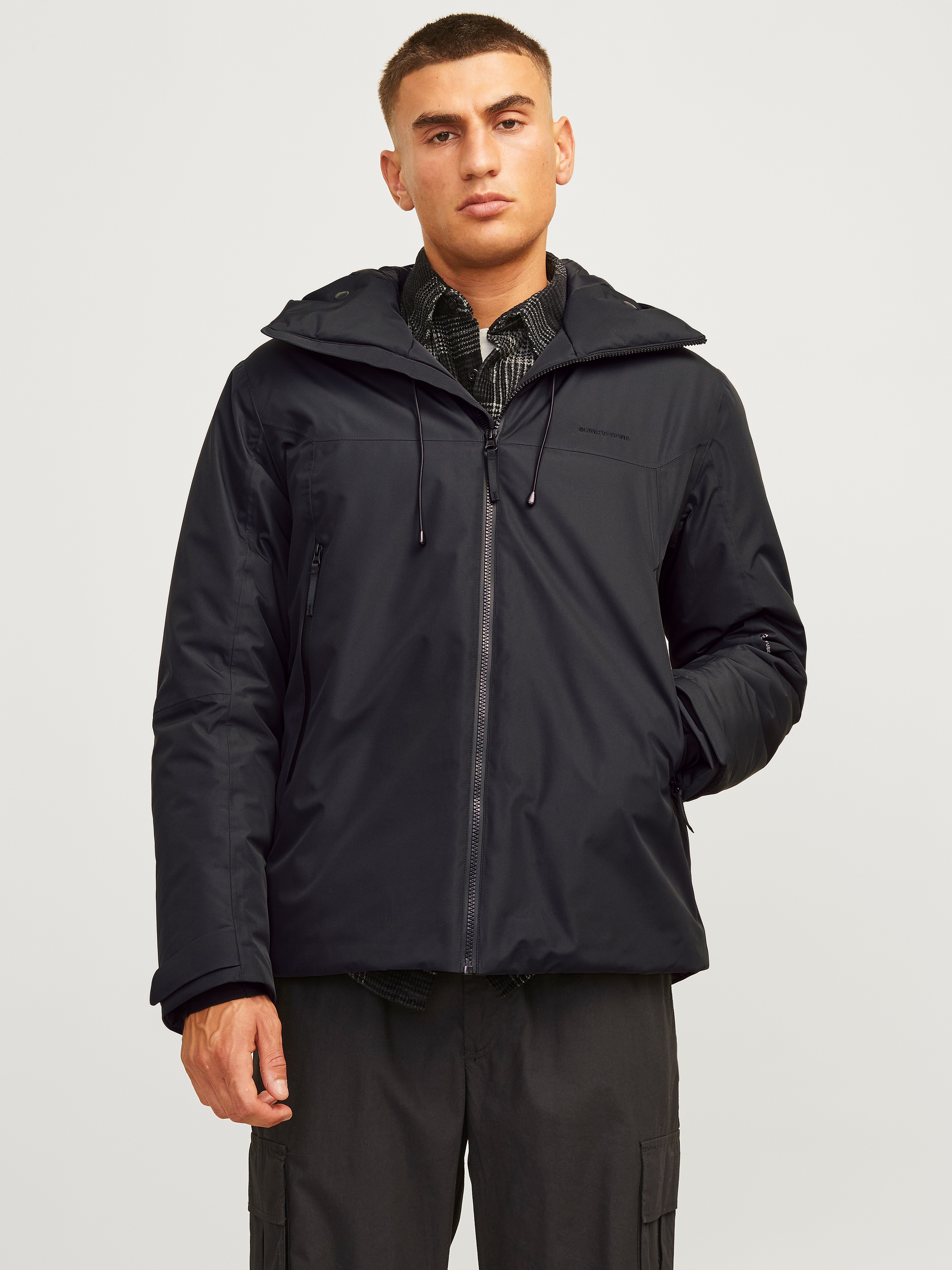 Jack & Jones Outdoorjacke "JCOSUMMIT PADDED SHELL JACKET SN", mit Kapuze