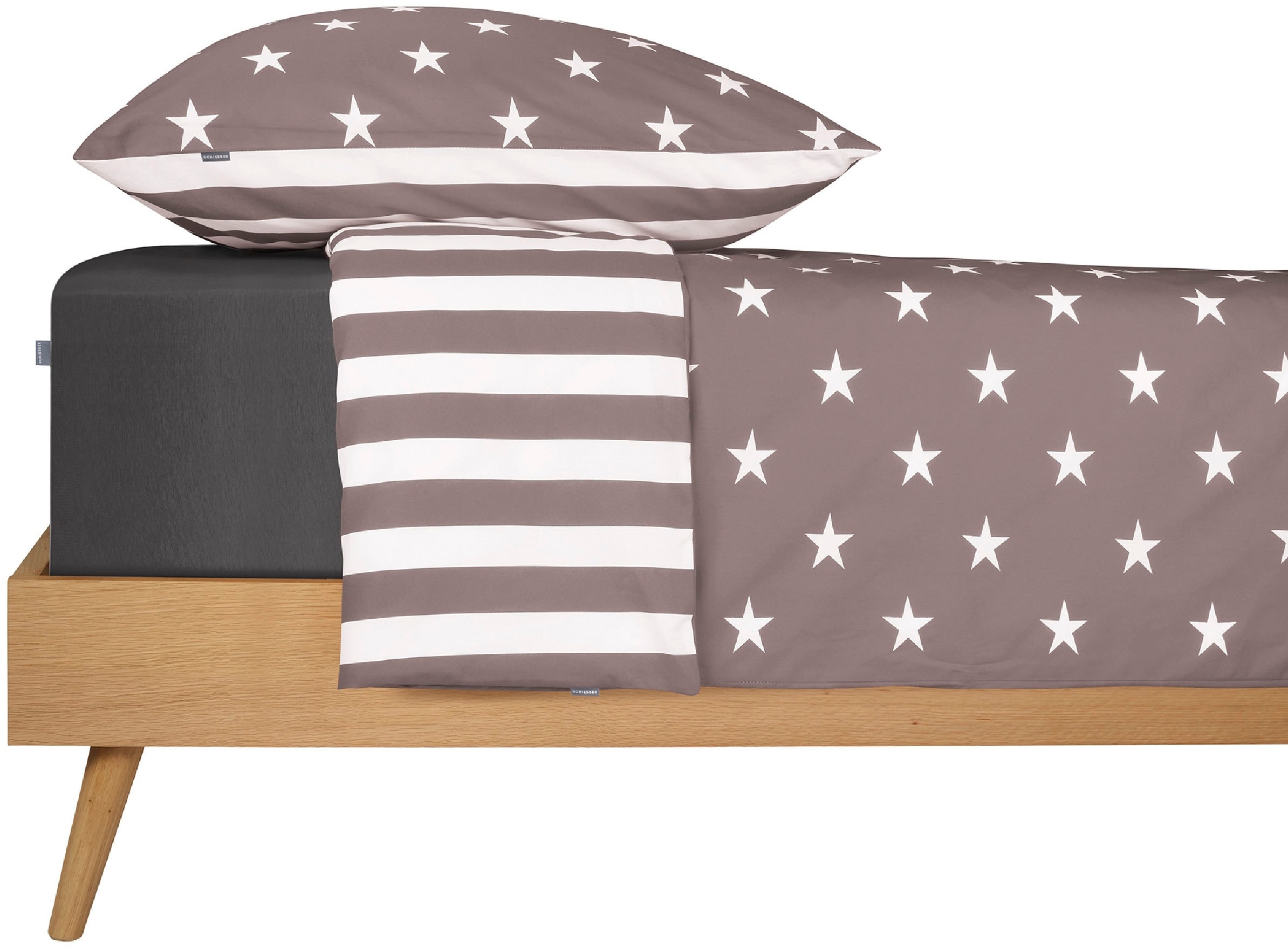 Schiesser Wendebettwäsche »Stars & Stripes aus weicher Baumwolle mit Sternenprint«, MADE IN GREEN by OEKO-TEX®-zertifiziert