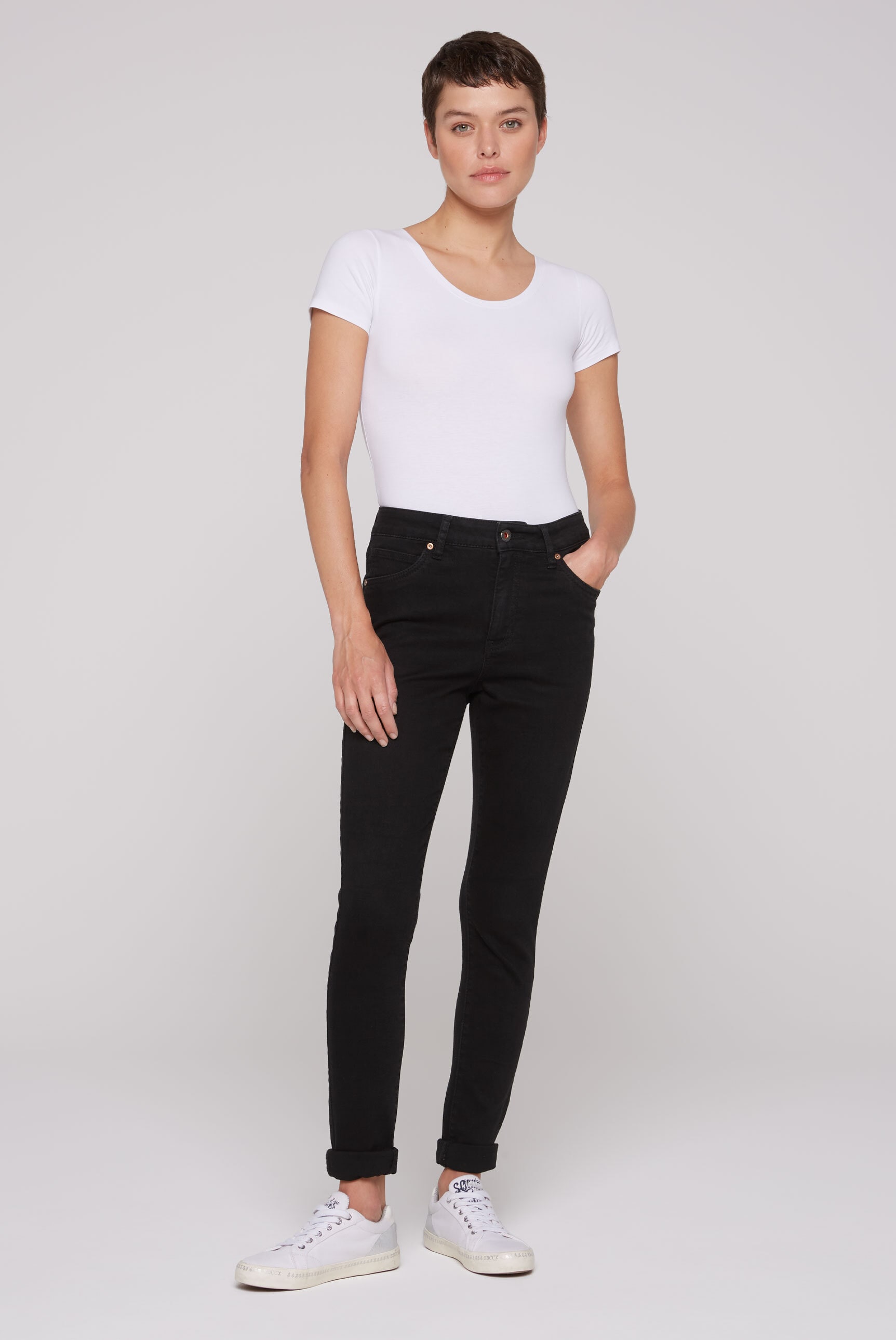 SOCCX Slim-fit-Jeans, mit verkürztem Bein