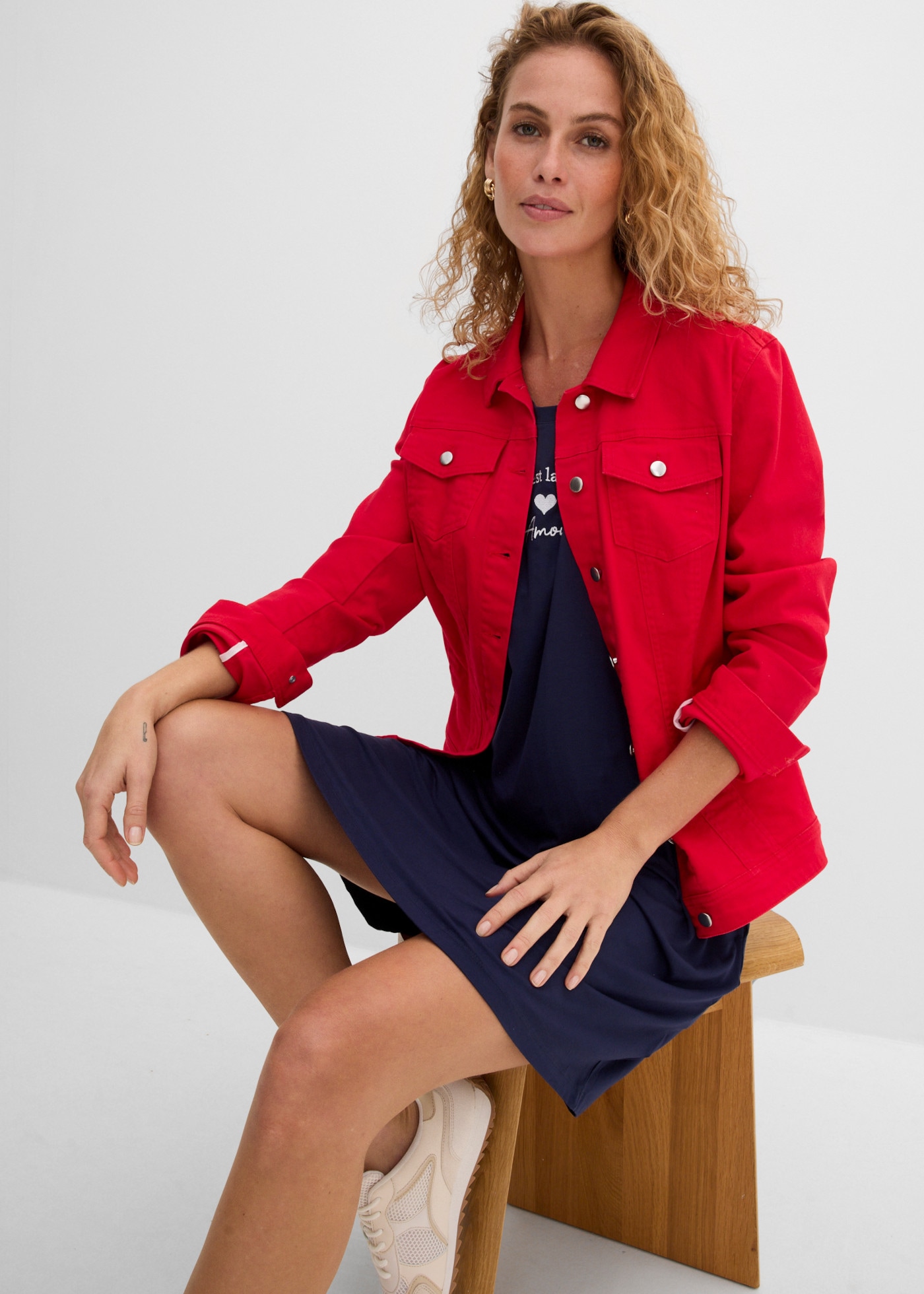 bonprix Jerseykleid lockere Passform, aus Viskose und Elasthan, mit Rundhalsausschnitt